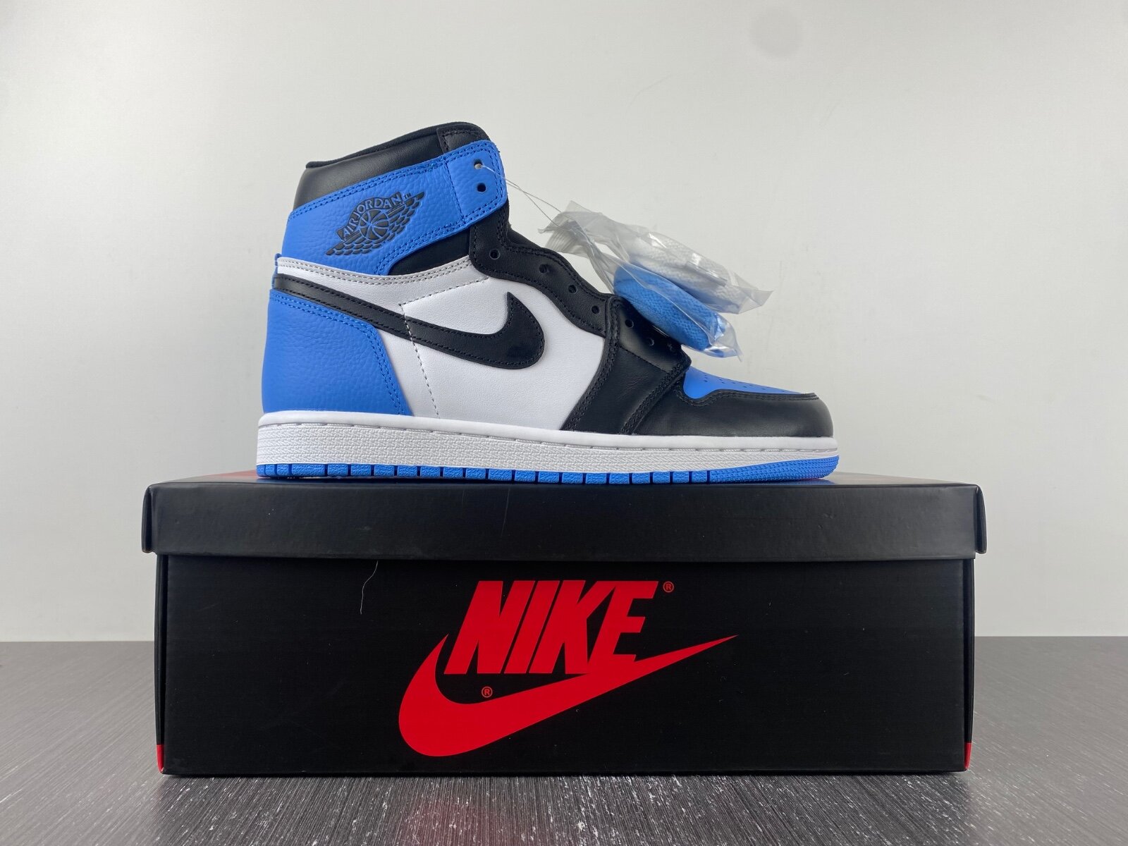 AJ1 Retro High OG 'UNC Toe' - Image 15