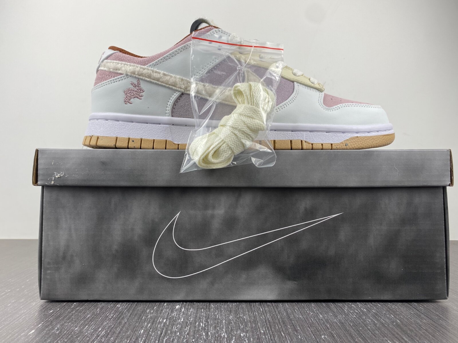 Dunk Low Retro PRM Year of the Rabbit Fossil Stone - Image 5