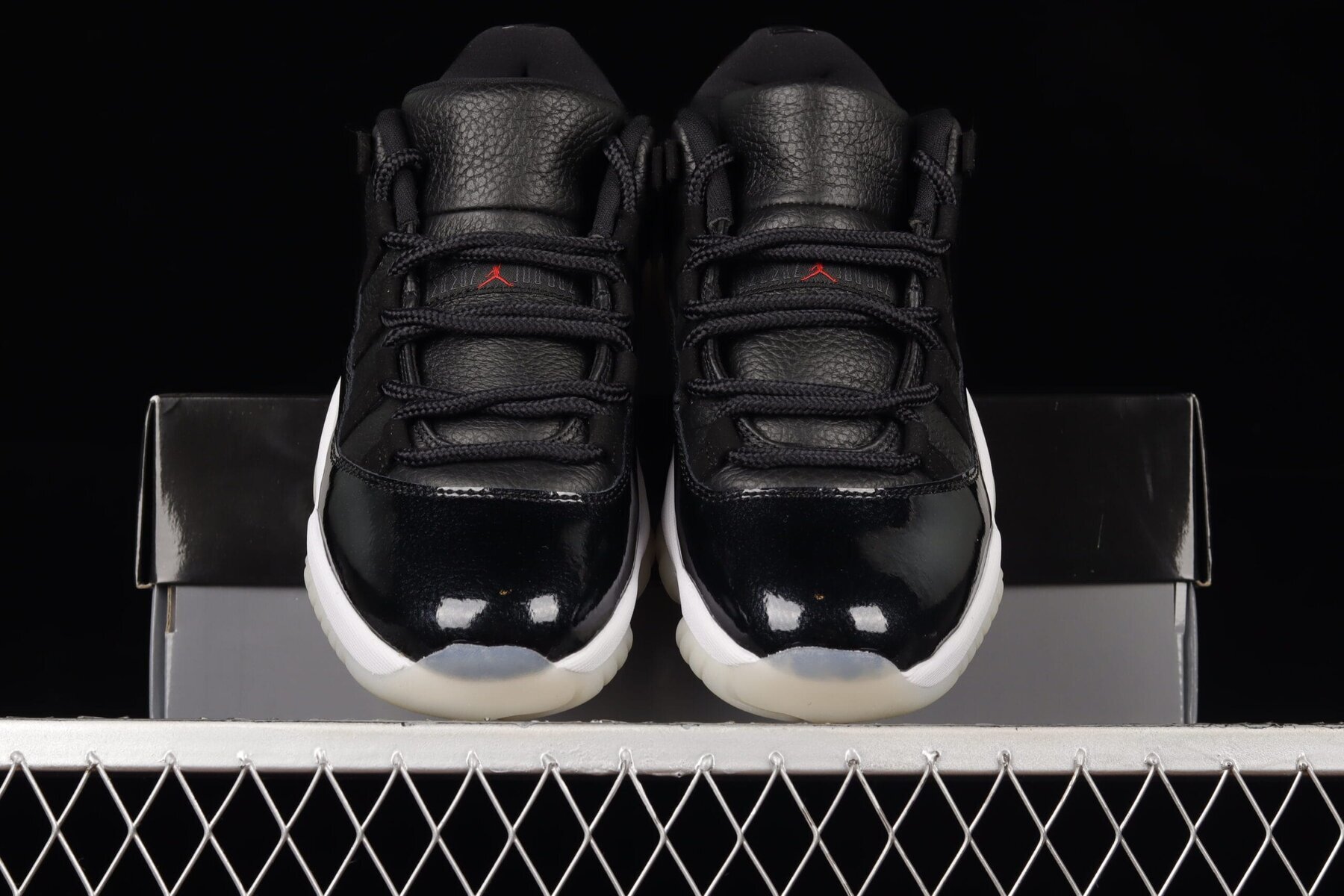 AJ11 Retro Low 72-10, Black/White/Sail/Gym Red - Image 4