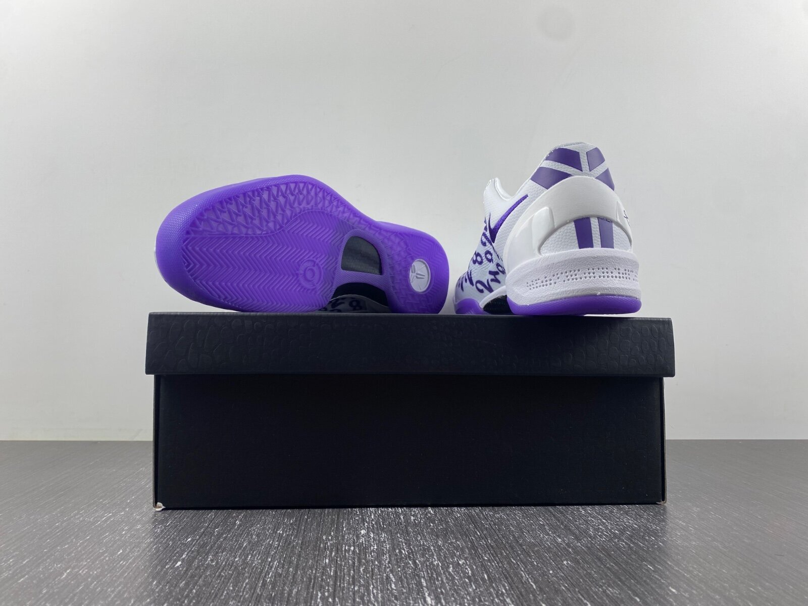 Kobe 8 Protro White Court Purple - Image 17