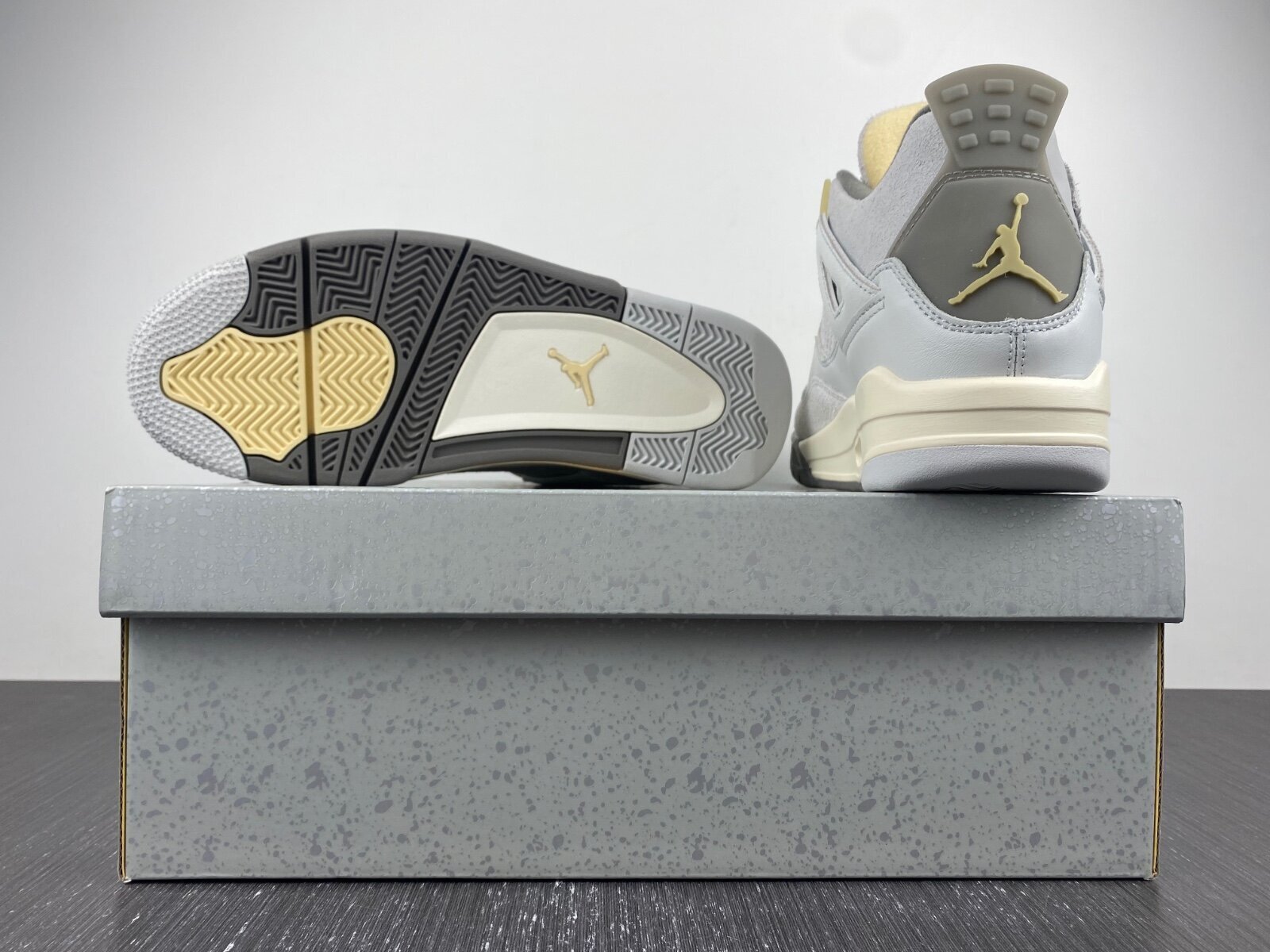 AJ4 SE Craft Photon Dust - Image 7
