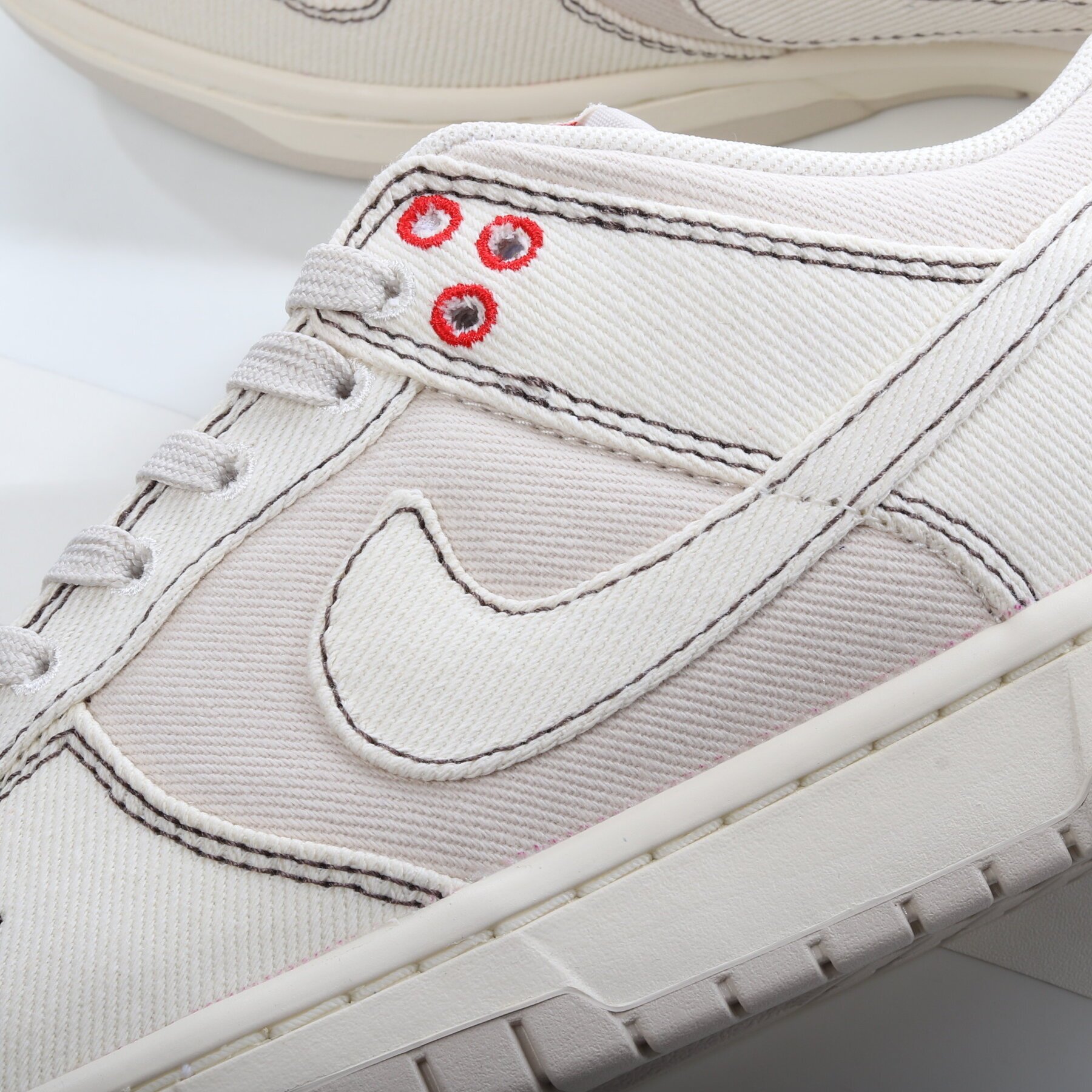 Dunk Low Light Orewood Brown - Image 2