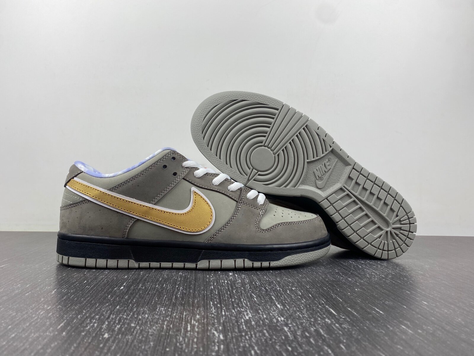 CONCEPTS x SB Dunk Low TAGZ custom - Image 15