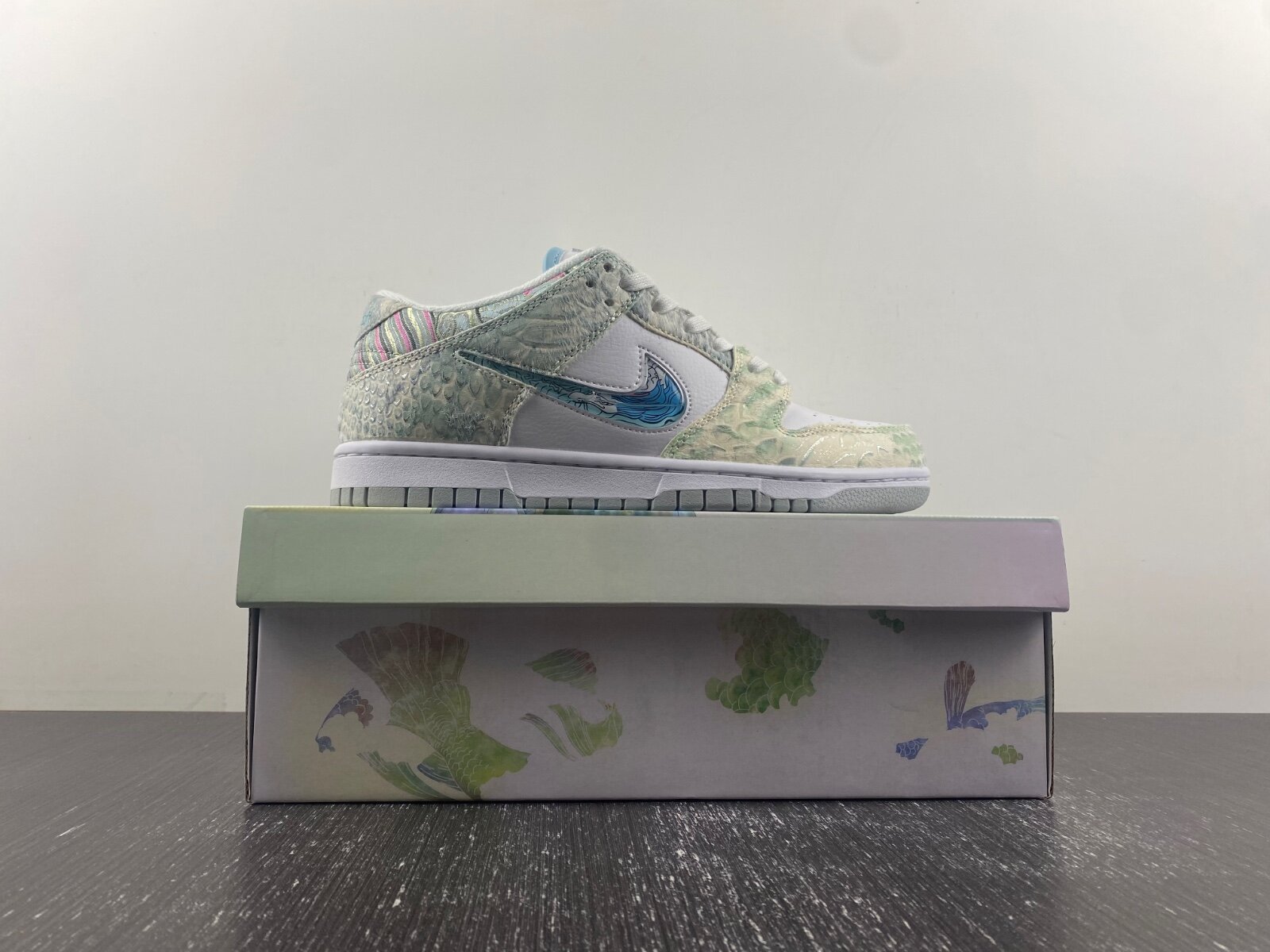 Dunk Low Steam Puppet - Image 12