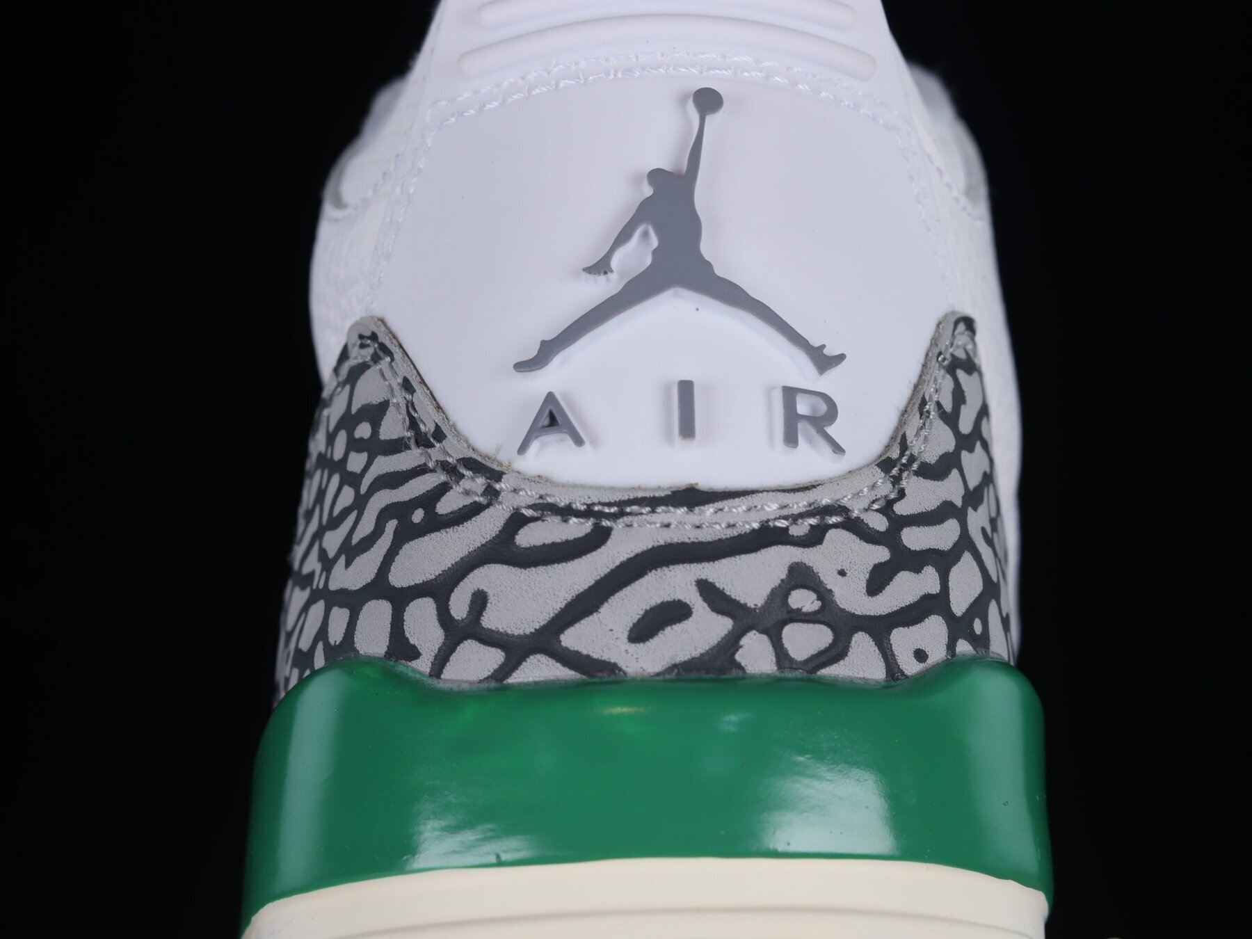 AJ3 Retro Lucky Green - Image 4