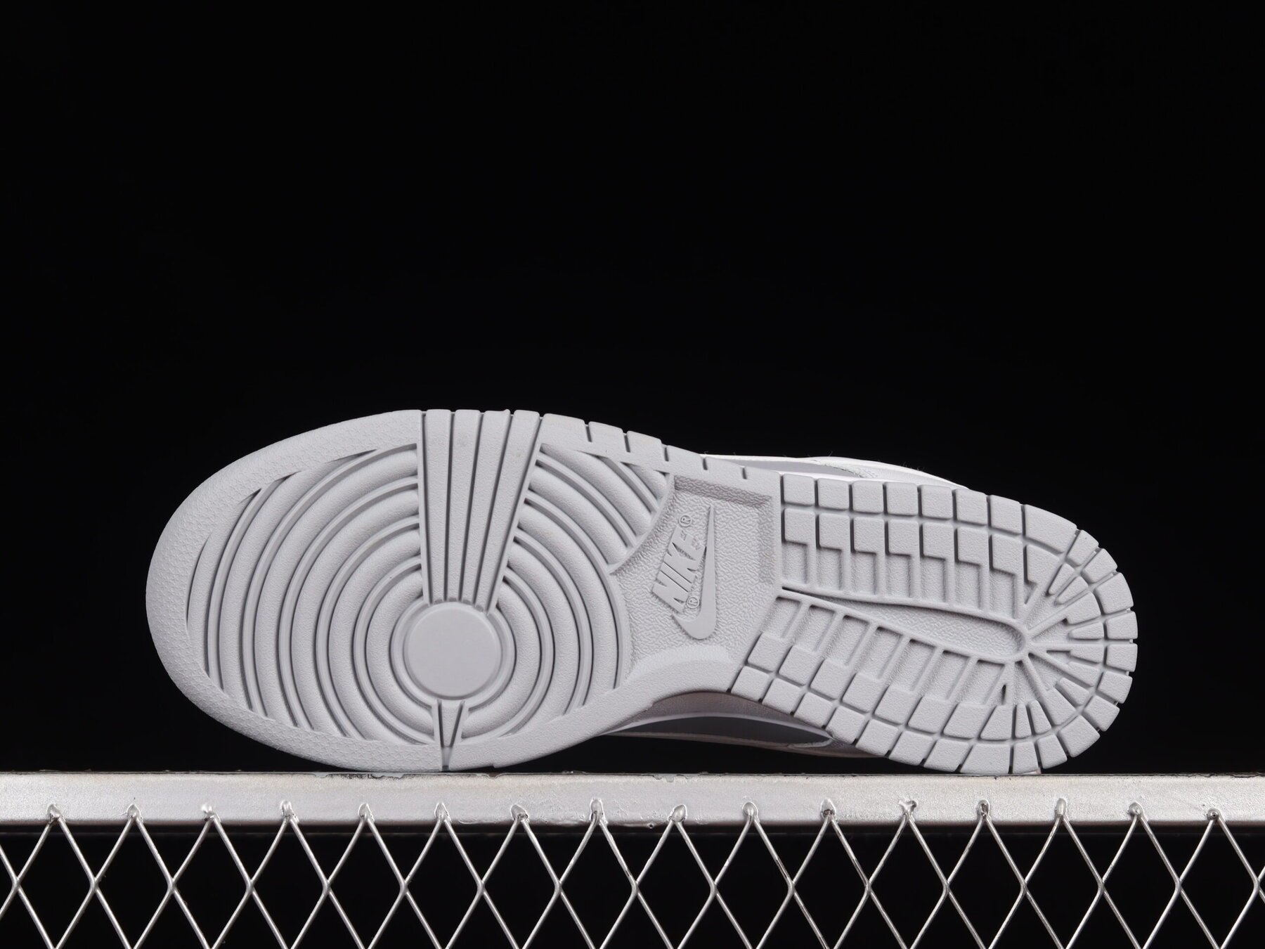 dunk low white grey - Image 10