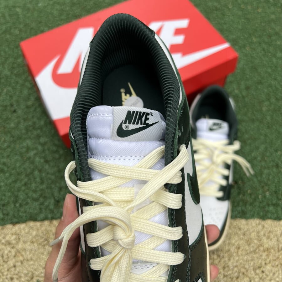 Dunk Low Vintage Green - Image 7