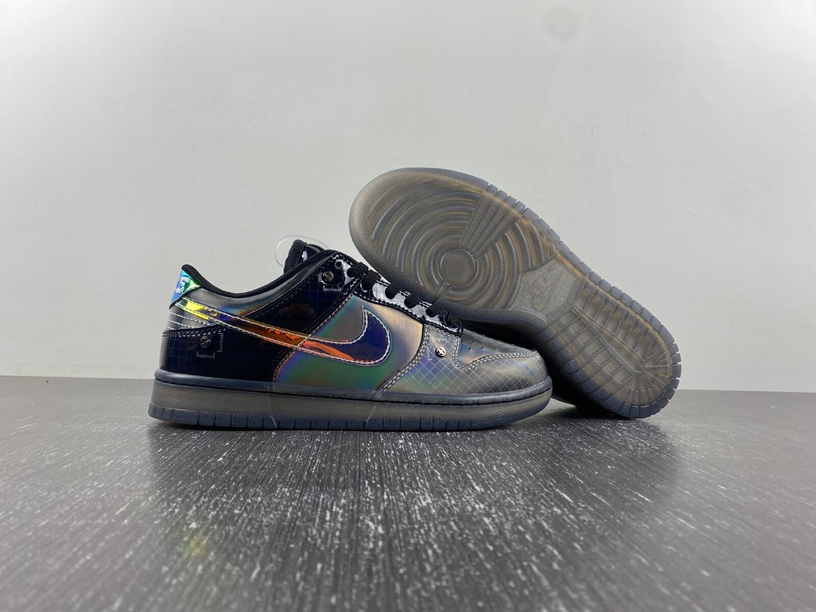 Dunk Low “Hyperflat!" - Image 13