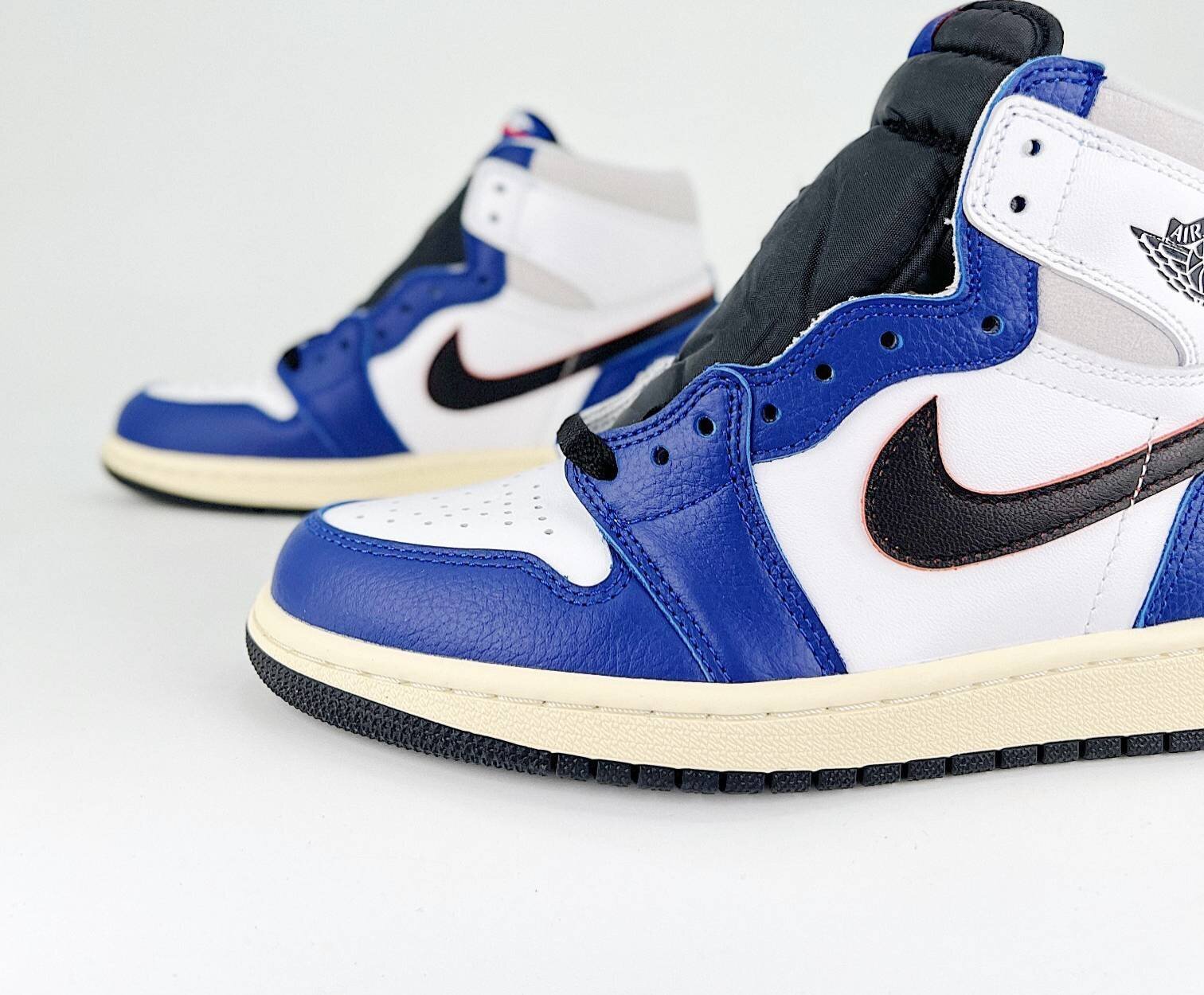 AJ1 High OG Rare Air Deep Royal Blue - Image 8