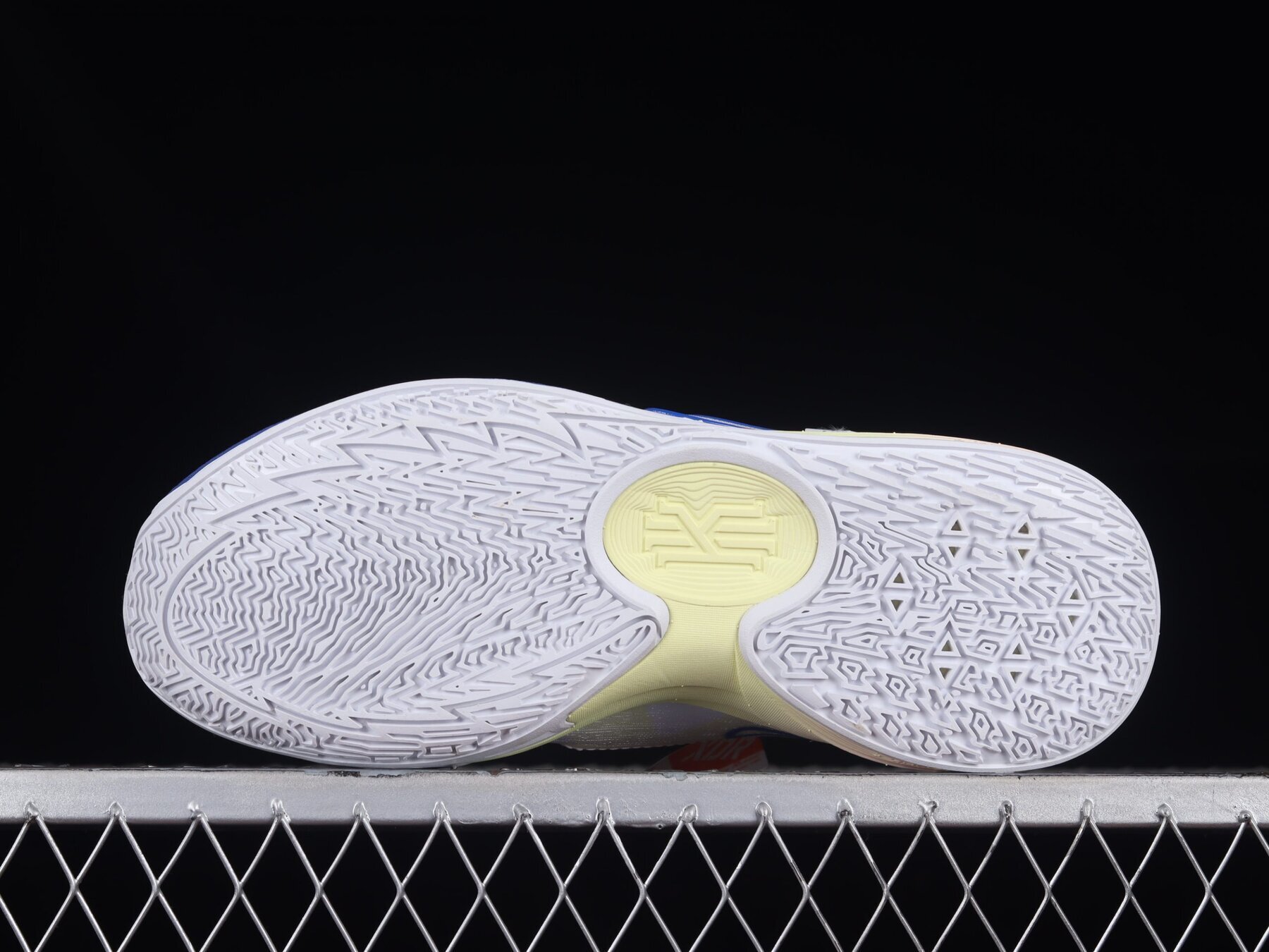 Kyrie Low 5 Butterfly Effect - Image 13