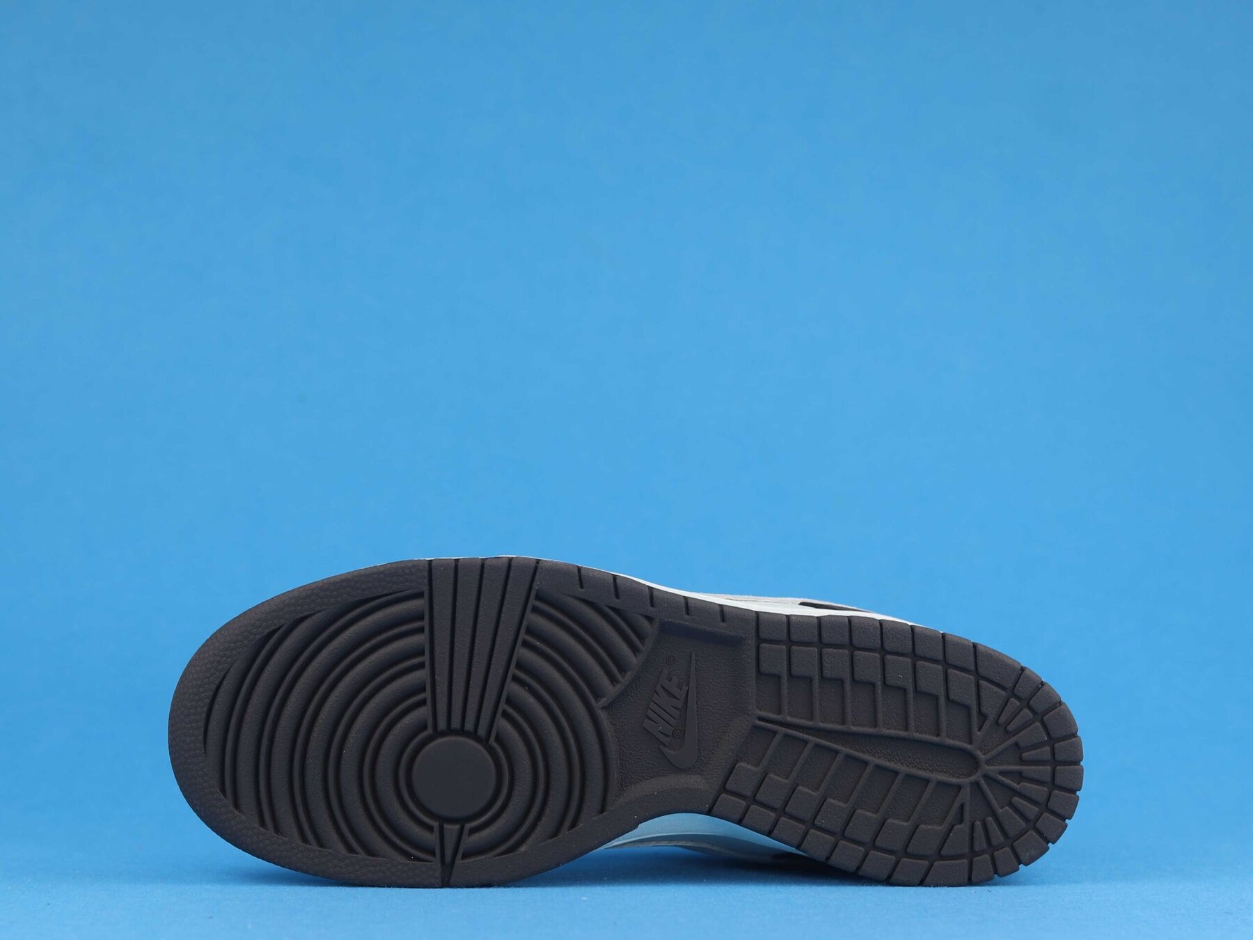 Otomo Katsuhiro x SB Dunk Low Steamboy OST - Image 9