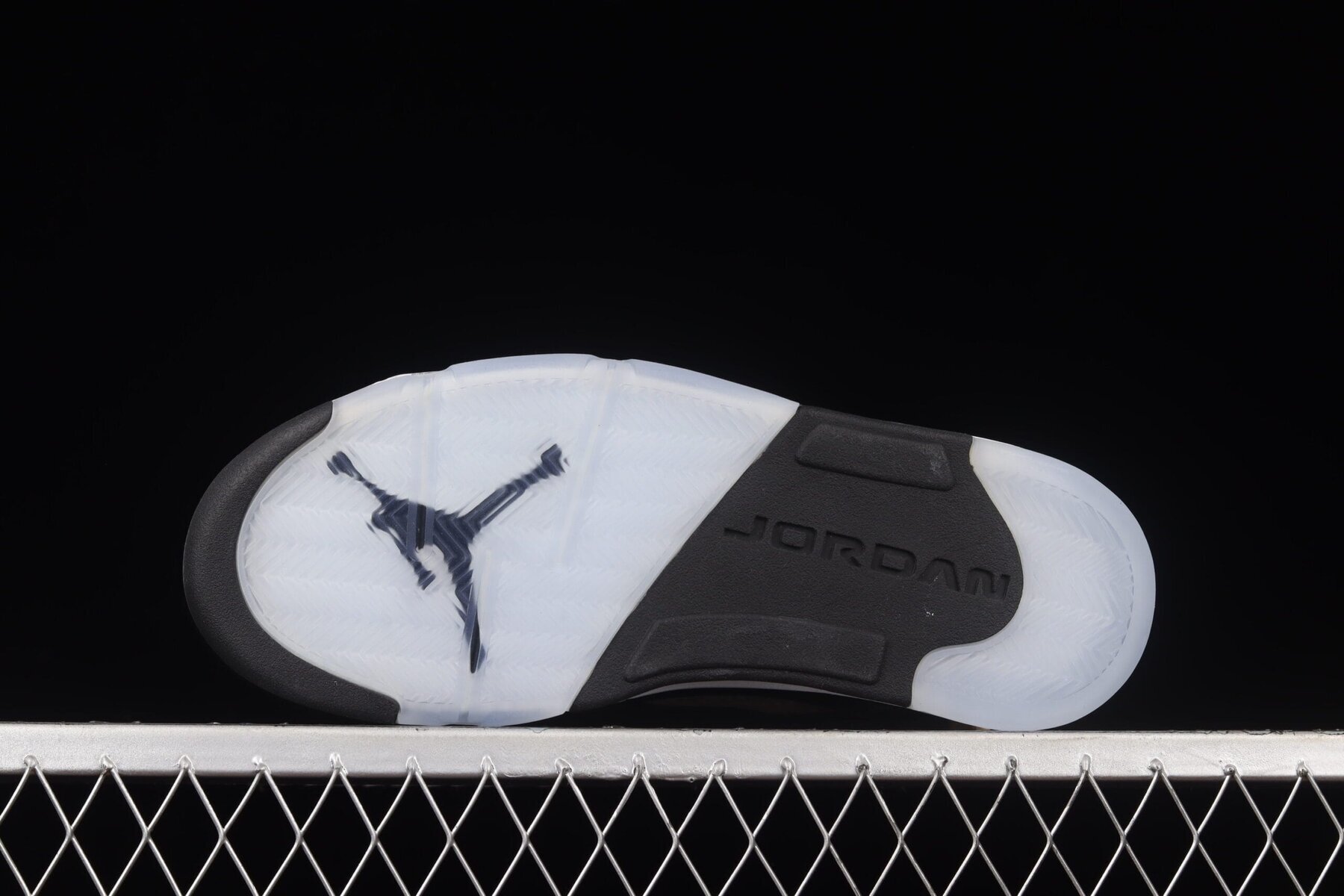 AJ5 Retro Oreo (2013) - Image 12