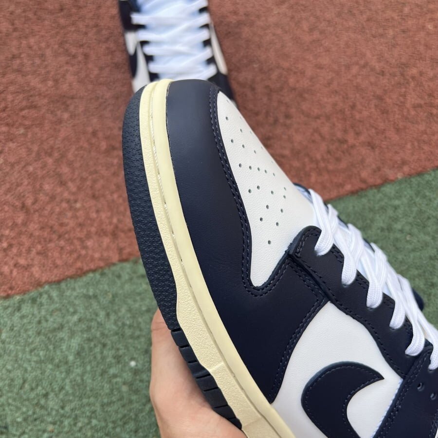 Dunk Low Vintage Navy - Image 15