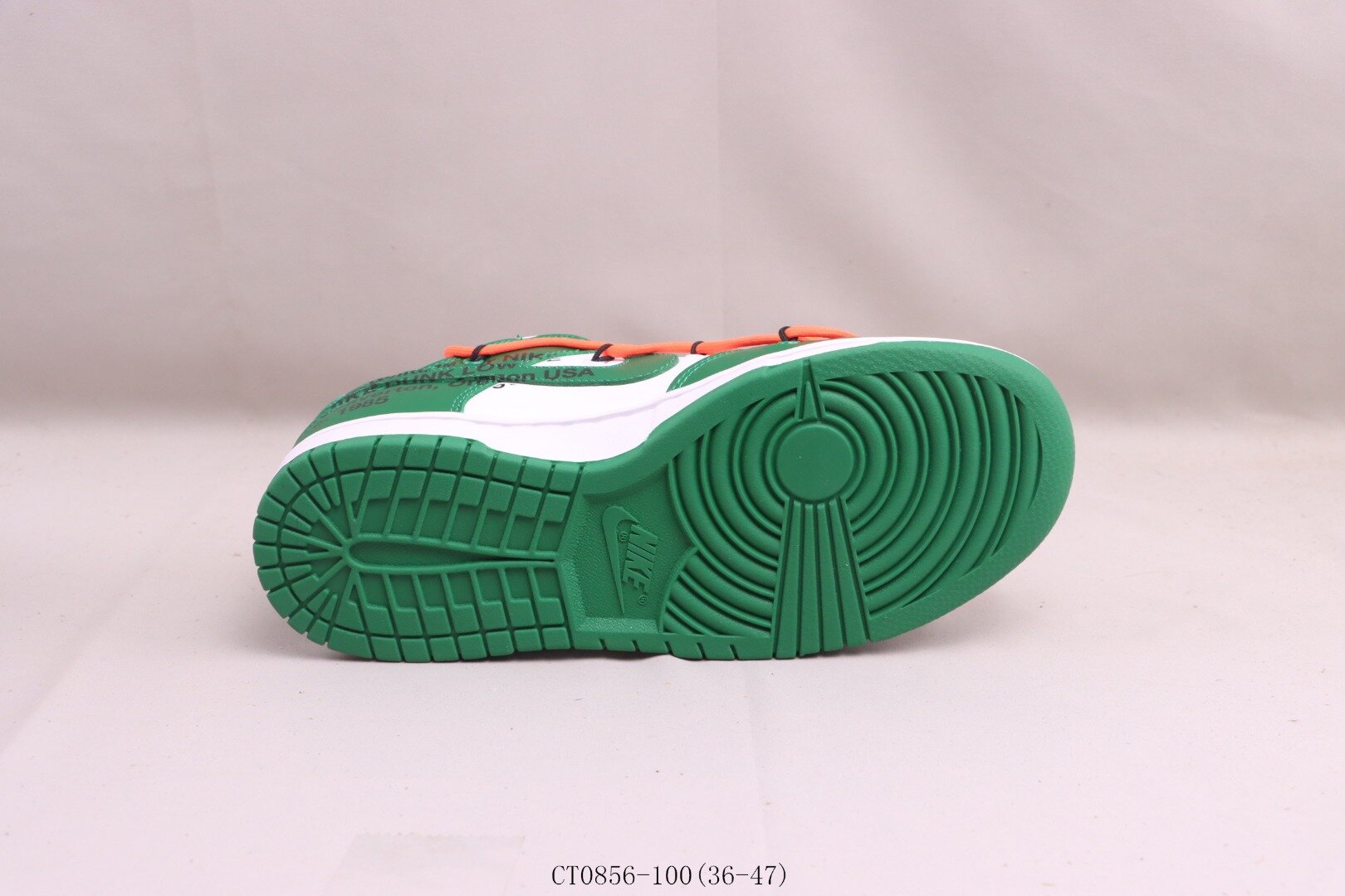 Dunk Low Off-White Pine Green - Image 10
