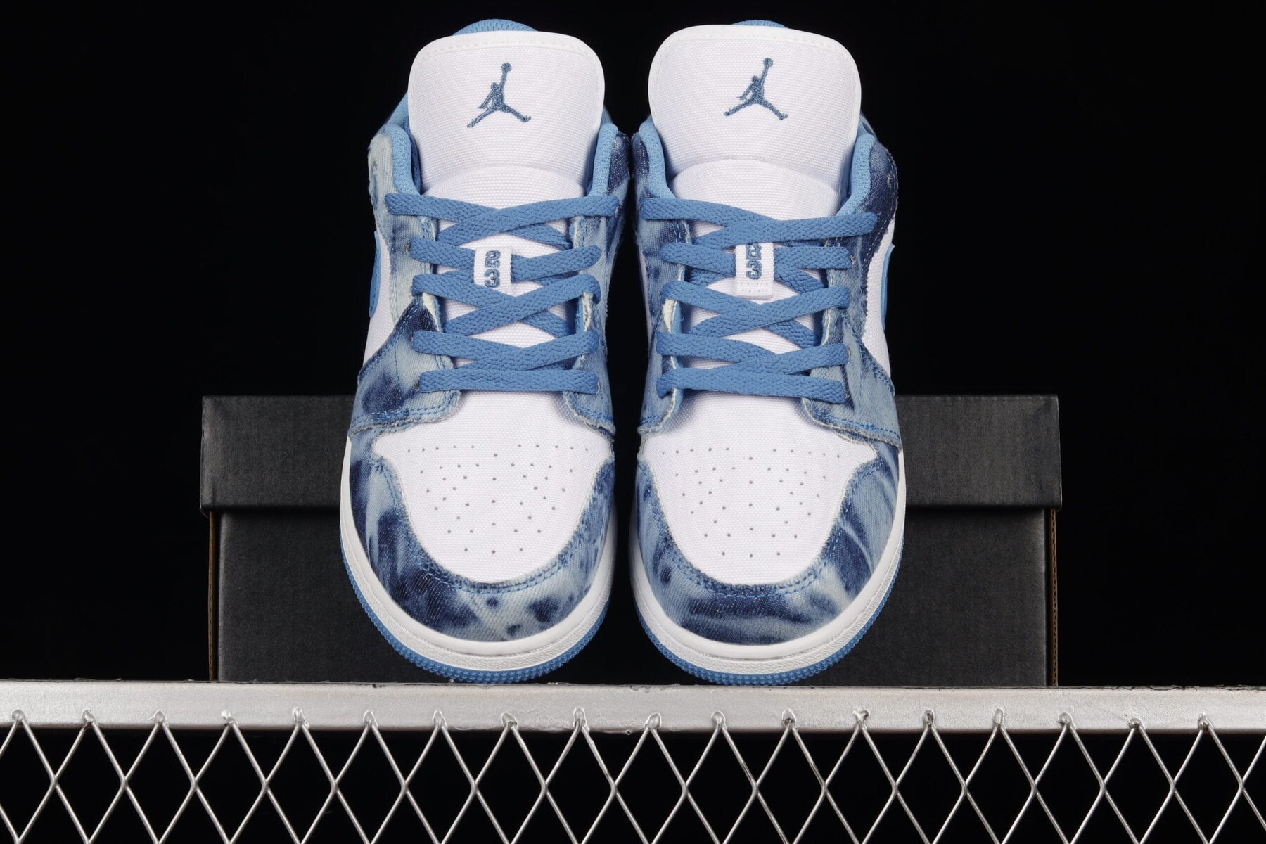 AJ1 Low, Washed Denim - Image 6