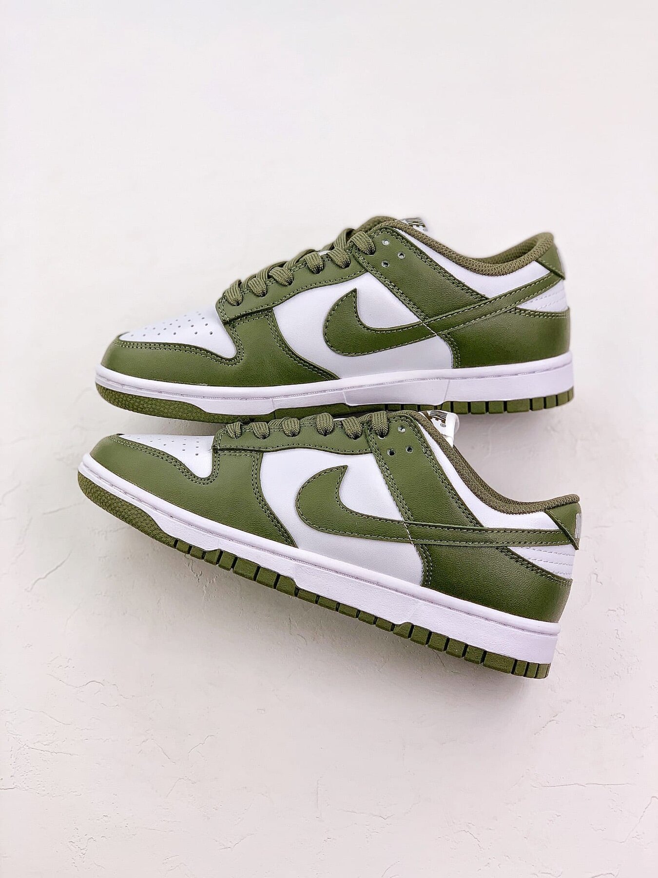 Dunk Low Medium Olive - Image 9