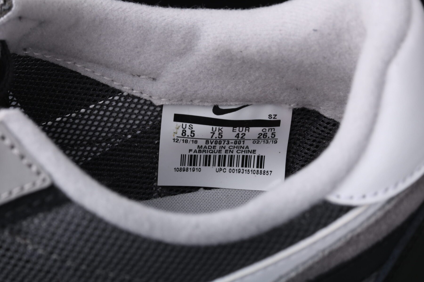 Sacai x LD Waffle Black - Image 13