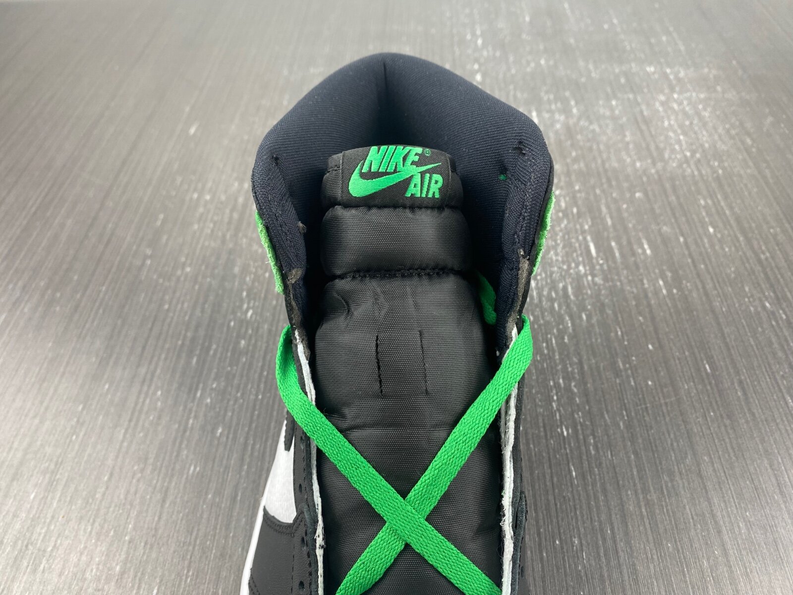 AJ1 High "Lucky Green" - Image 4