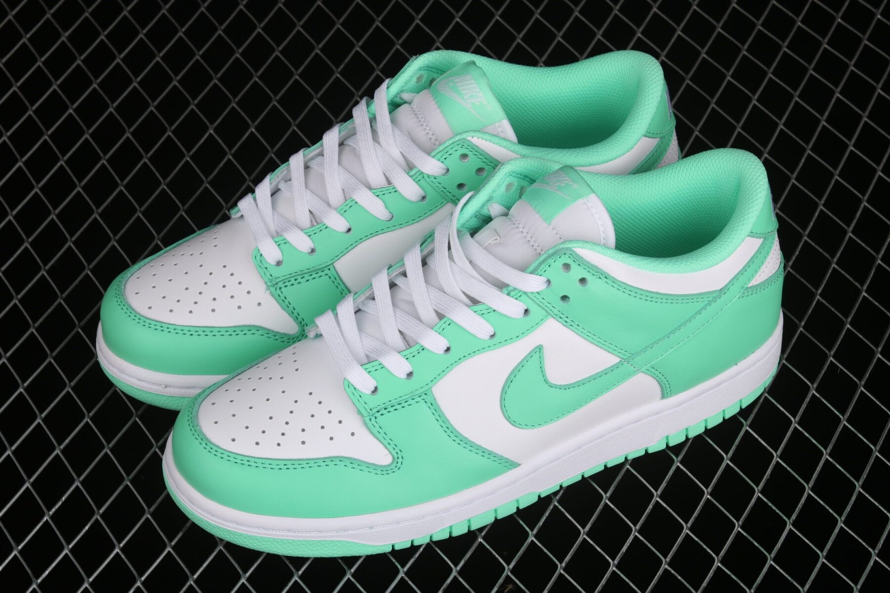 Dunk Low Green Glow - Image 13