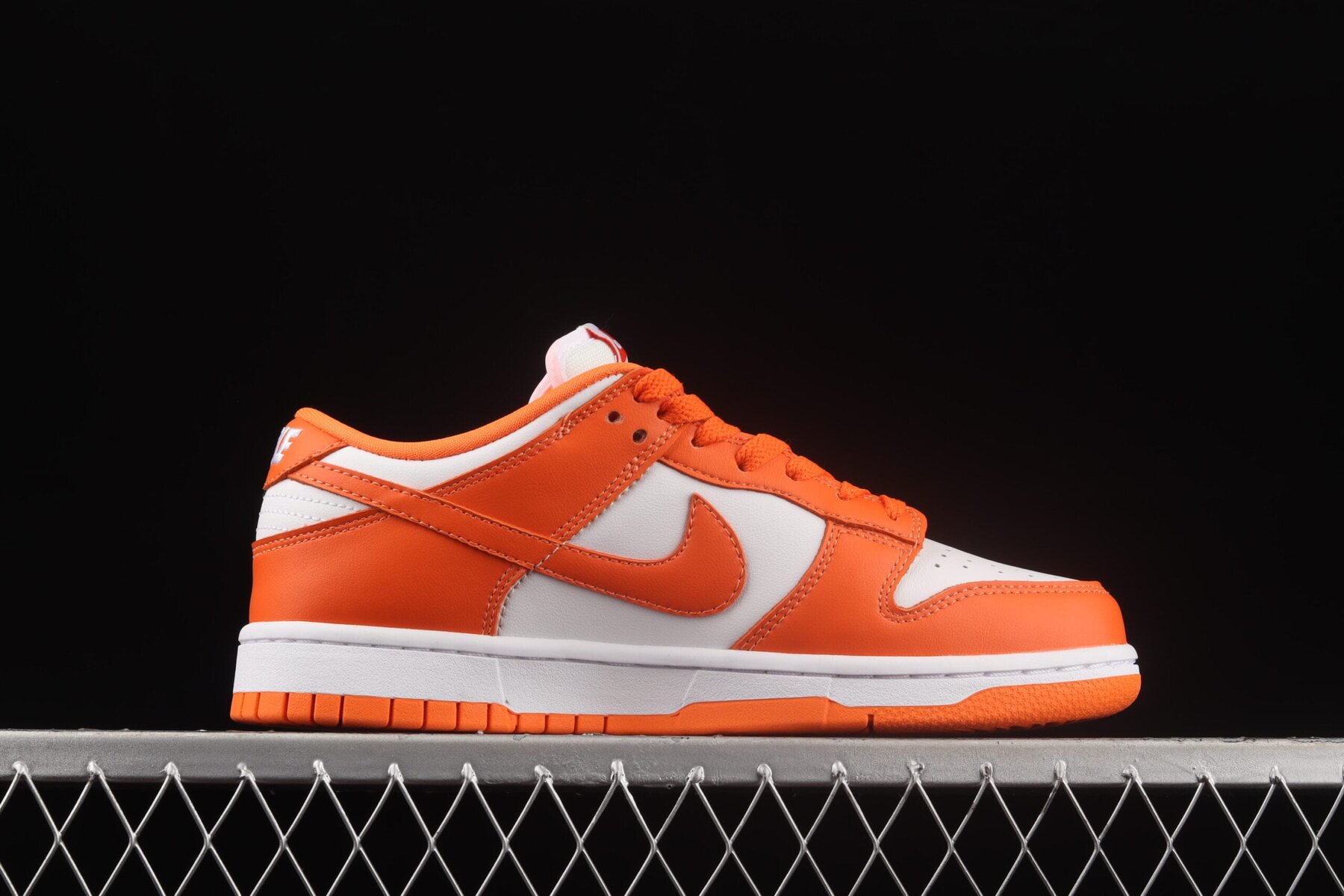 Dunk Low SP Syracuse (2020) - Image 11