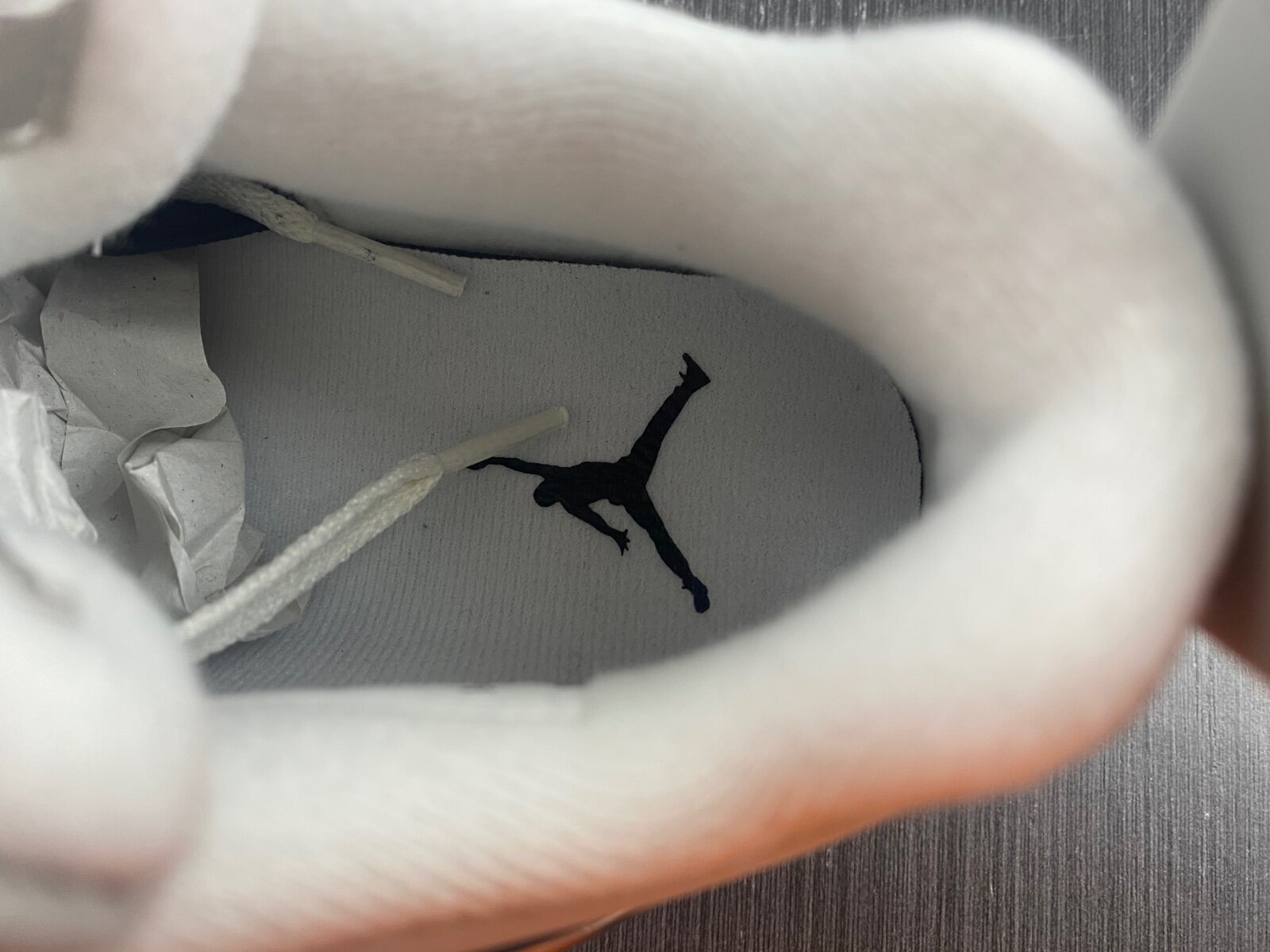 AJ4 Frozen Moments - Image 17