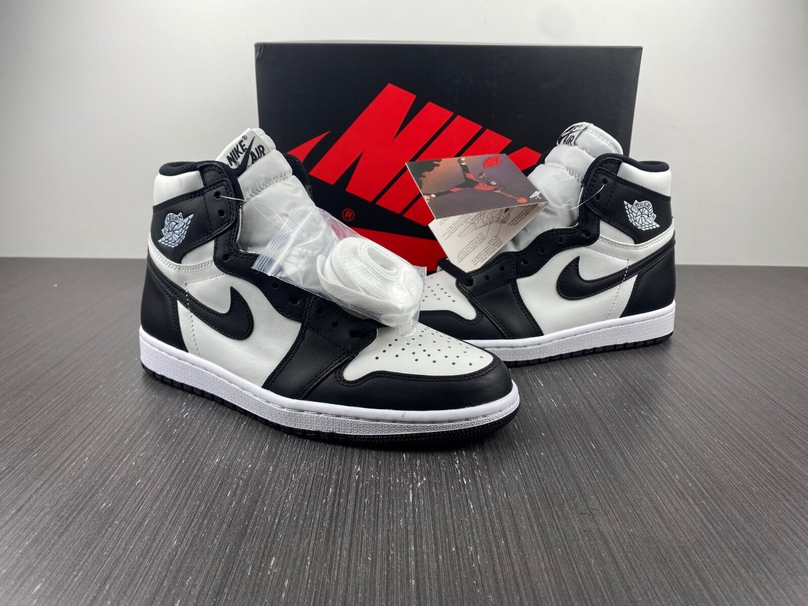 AJ1 Retro High '85 OG 'Black White' - Image 14