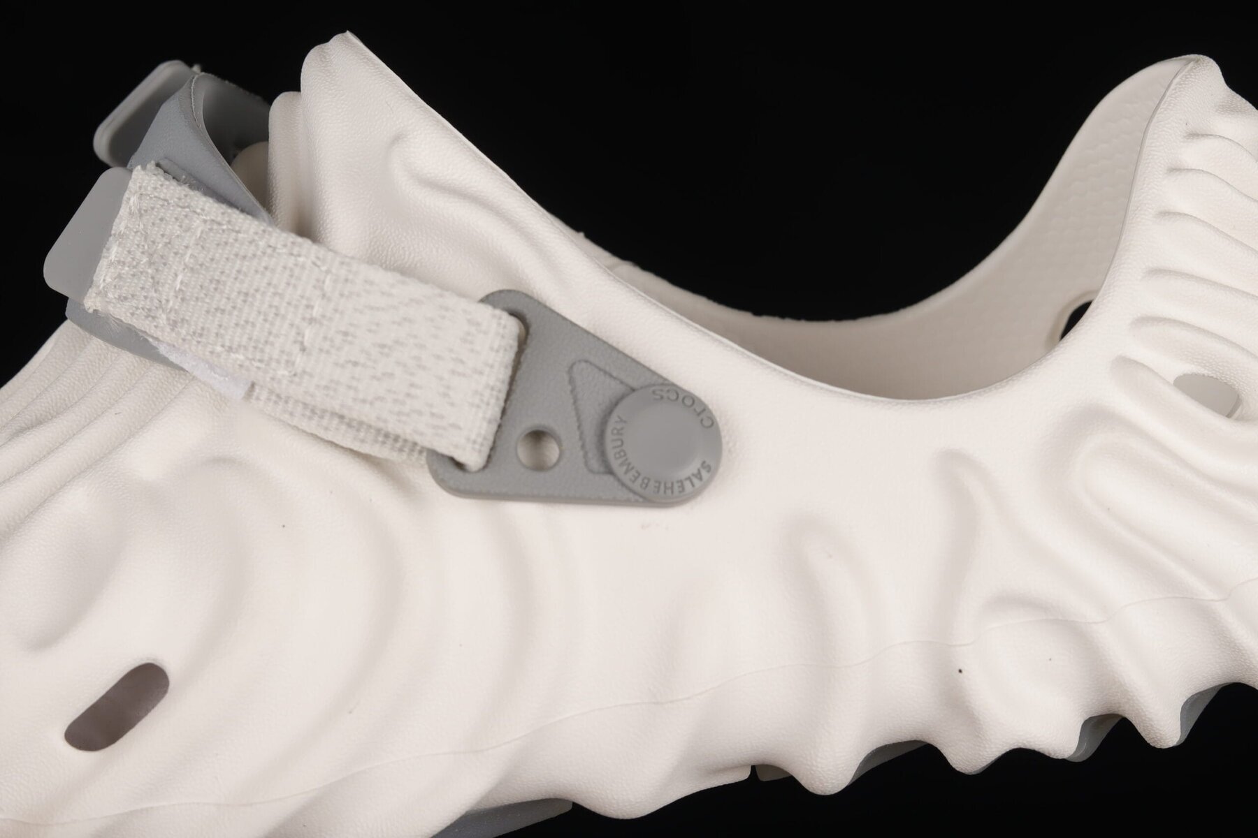Salehe Bembury x Crocs Pollex Clog Almost White - Image 5