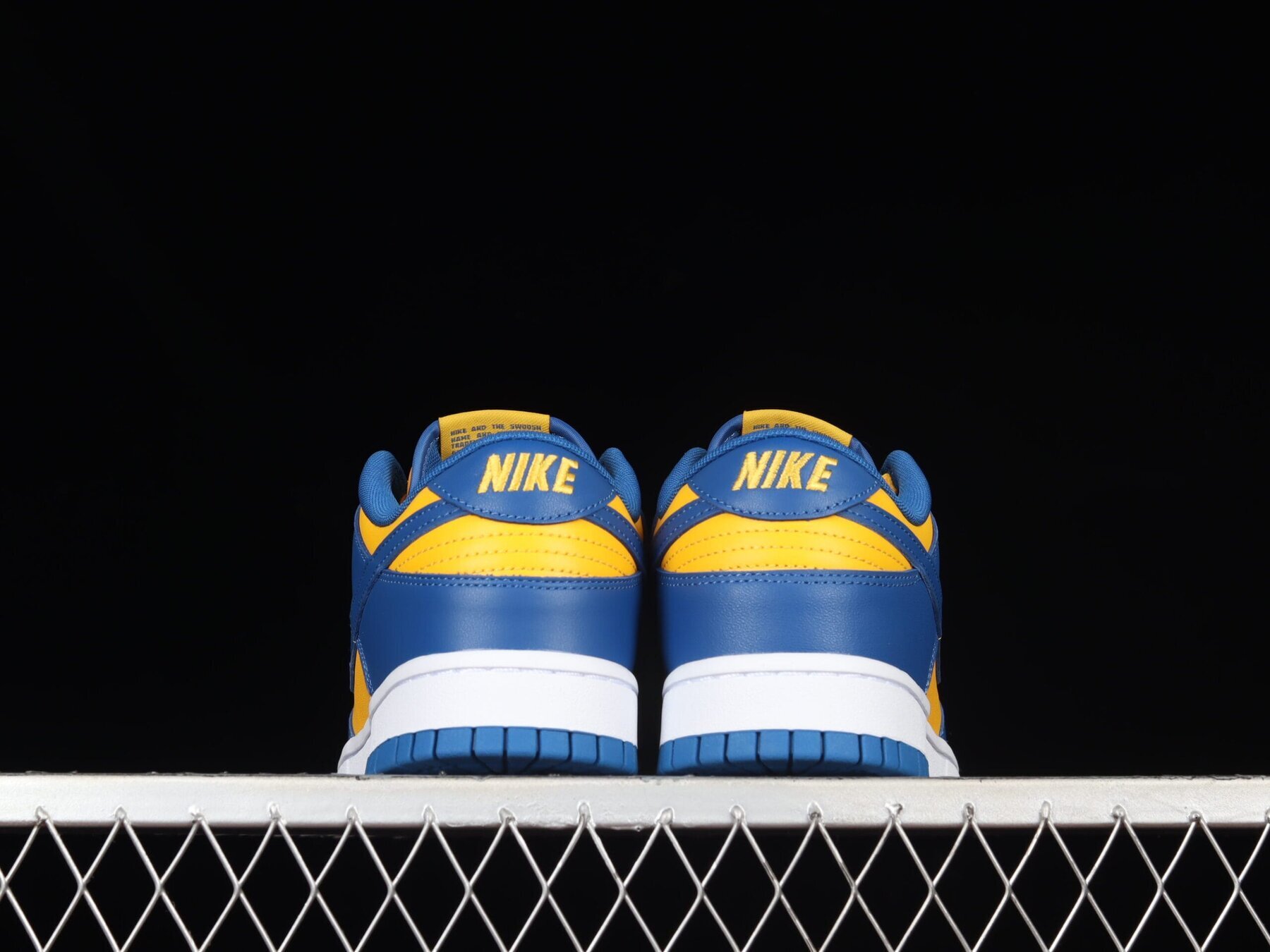 Dunk Low UCLA - Image 15