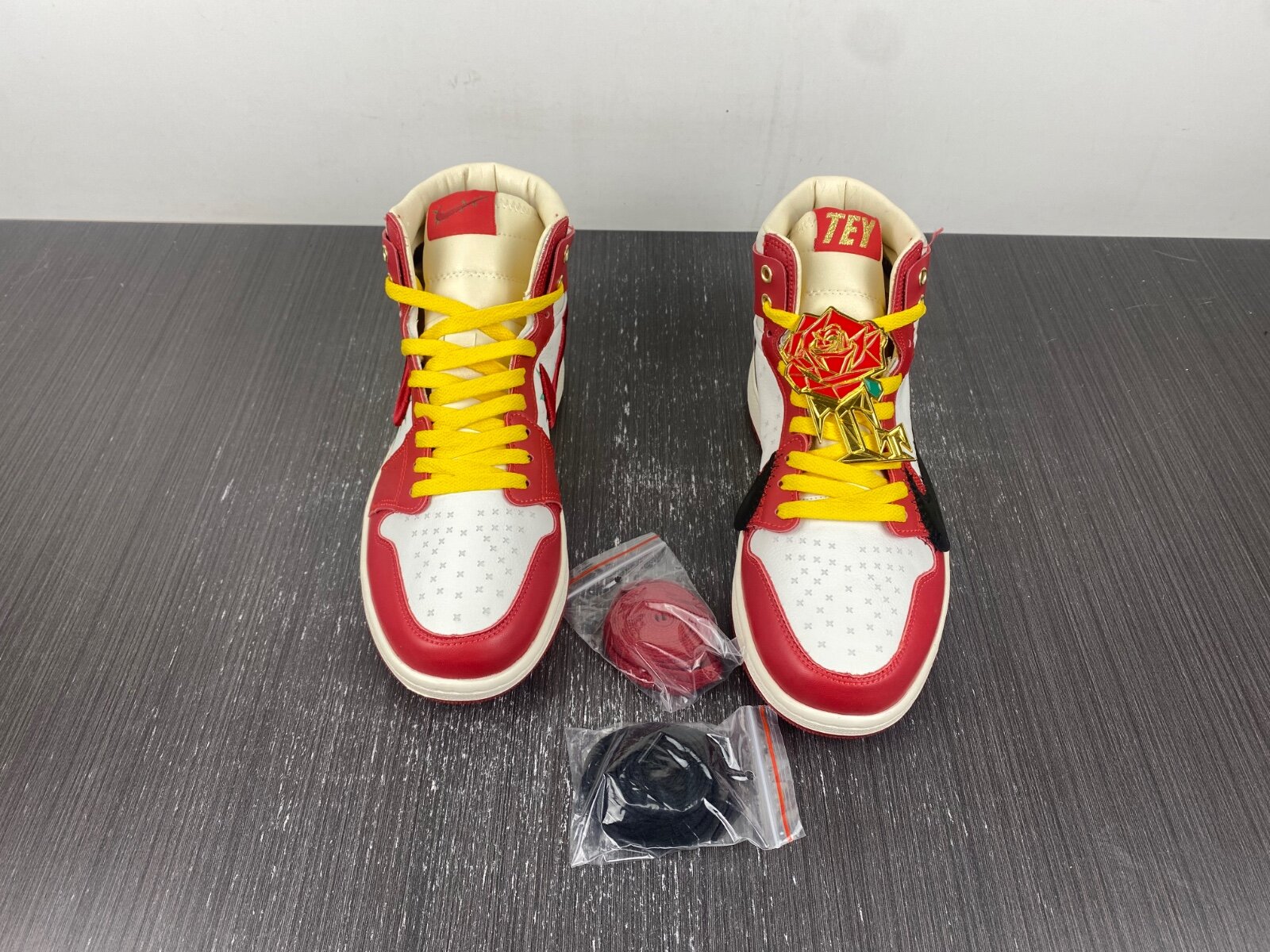 AJ1 High Zoom Air CMFT 2 Teyana Taylor A Rose From Harlem - Image 7