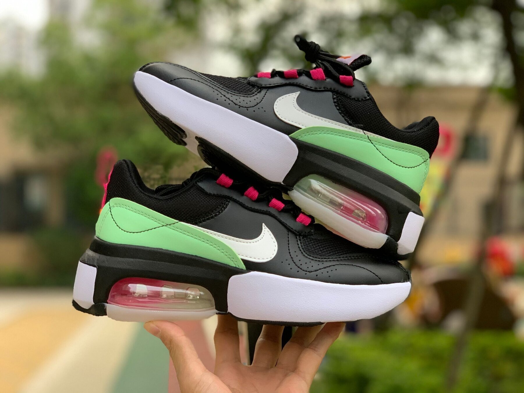 Air Max Verona Black Cosmic Fuchsia - Image 10