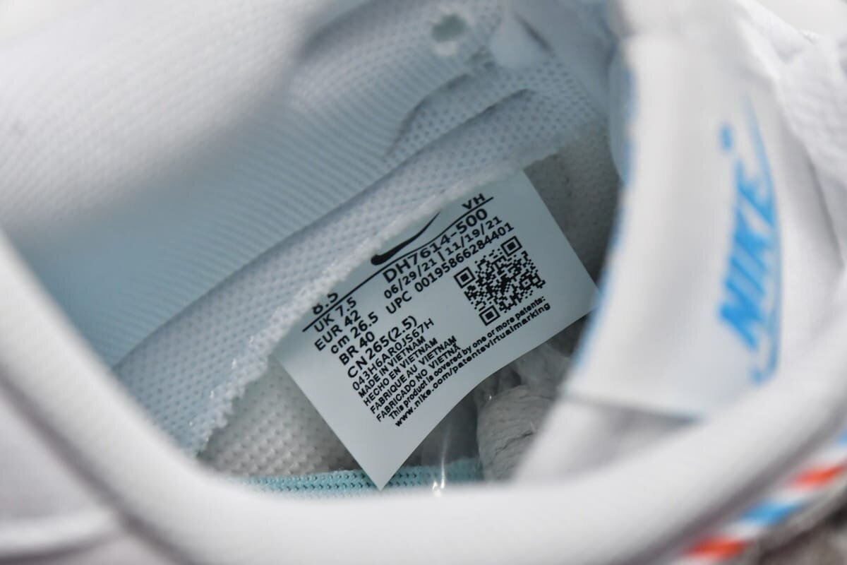 Dunk Low SE Barber Shop Grey - Image 17