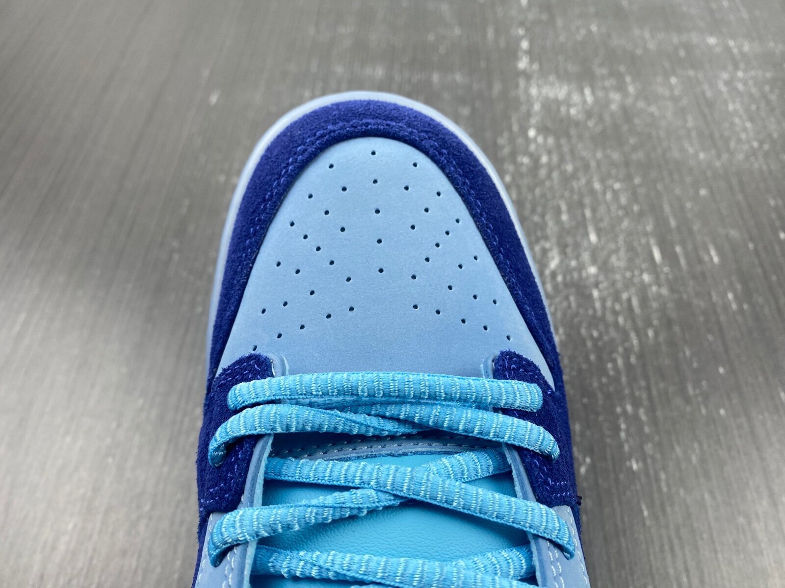 Run The Jewels x SB Dunk Low - Image 17
