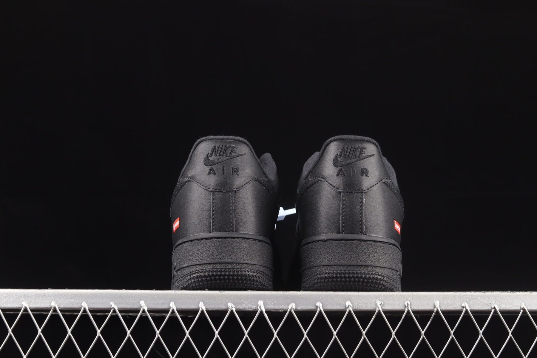 Air Force 1 Low Supreme Black - Image 12