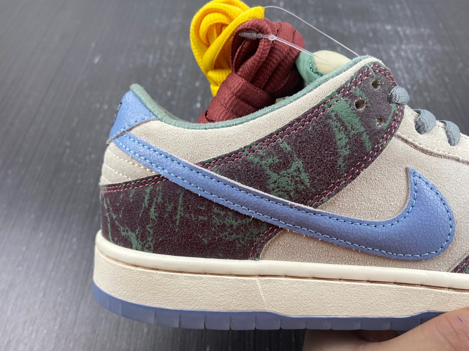 SB Dunk Low Crenshaw Skate Club - Image 13