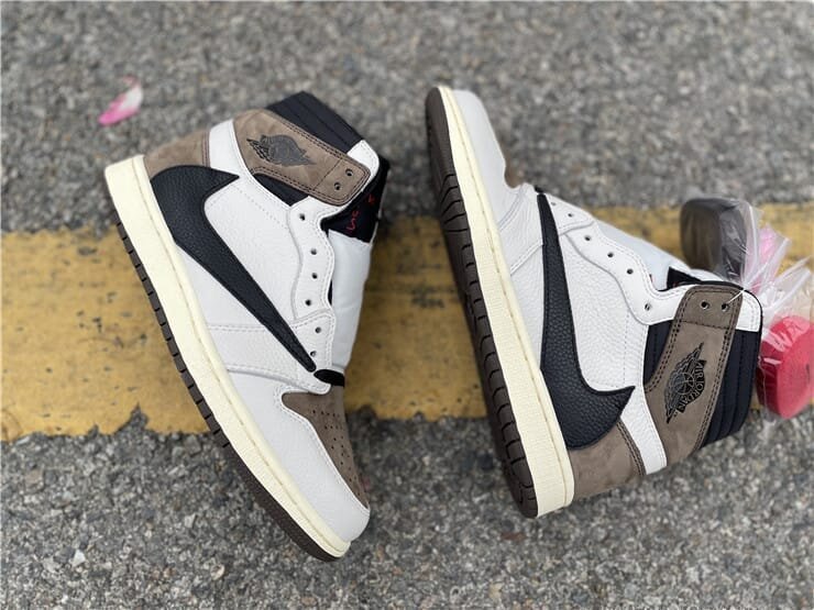 AJ1 Retro High TS Reverse Mocha - Image 2
