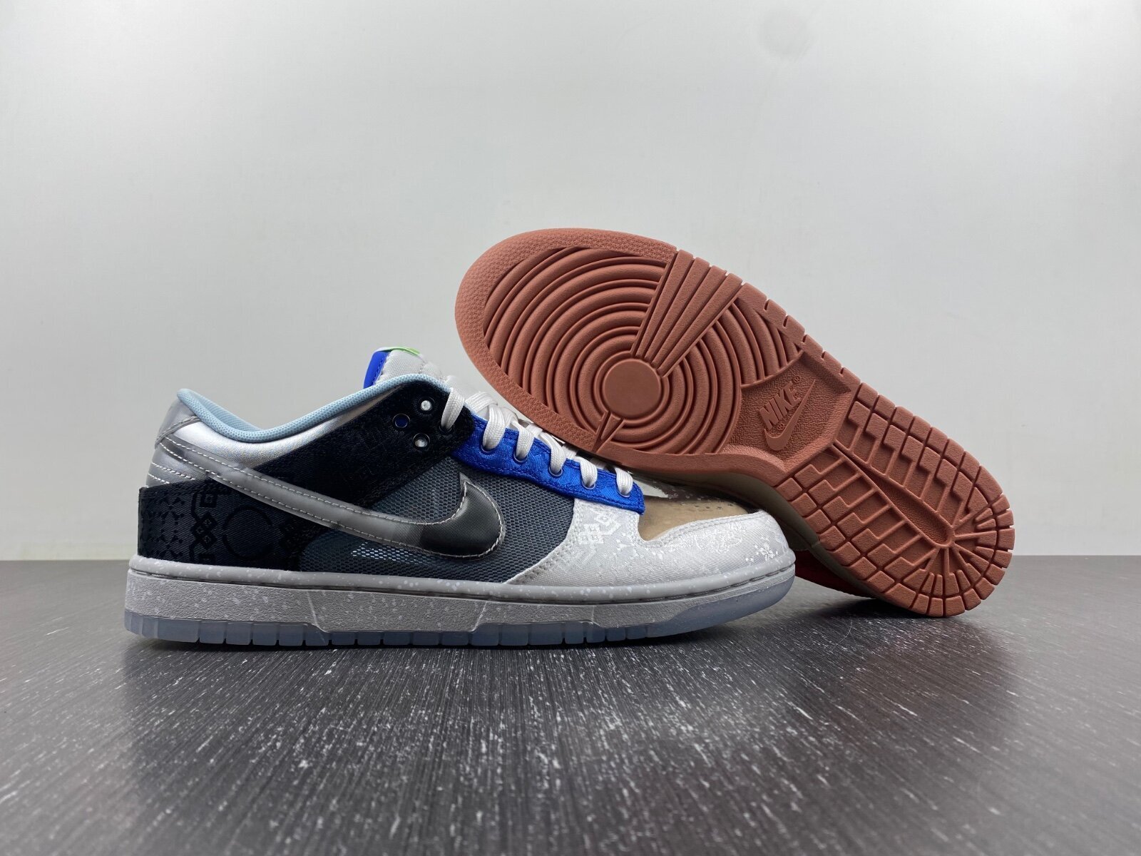 Dunk Low SP What The CLOT - Image 9
