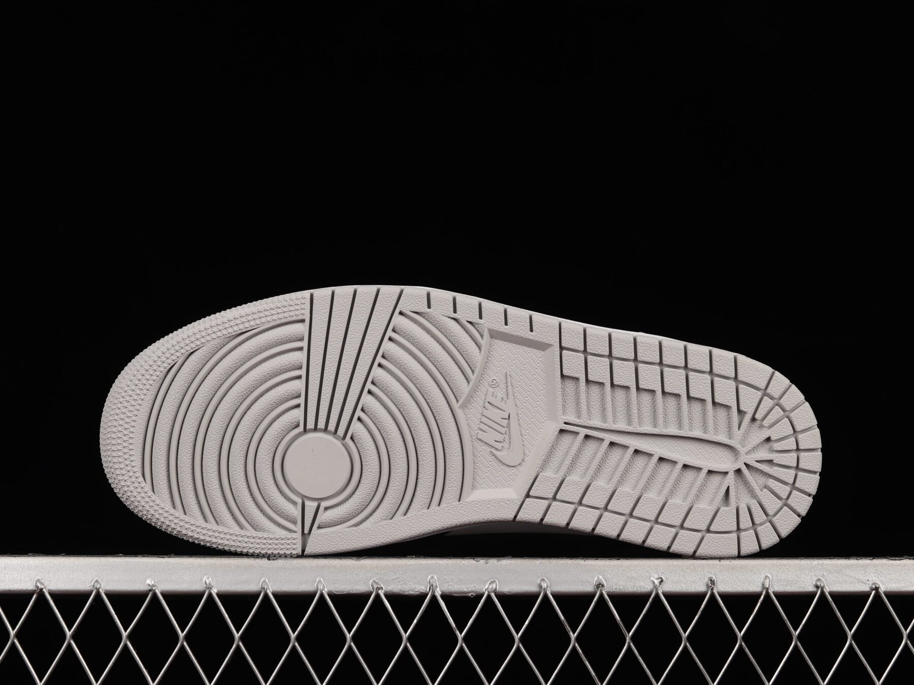 AJ1 Retro High Stage Haze - Image 9