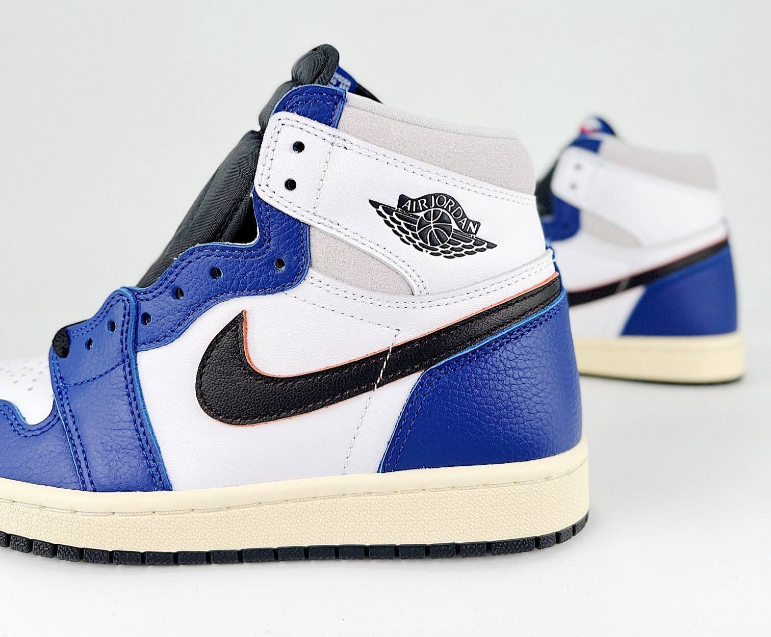 AJ1 High OG Rare Air Deep Royal Blue - Image 6