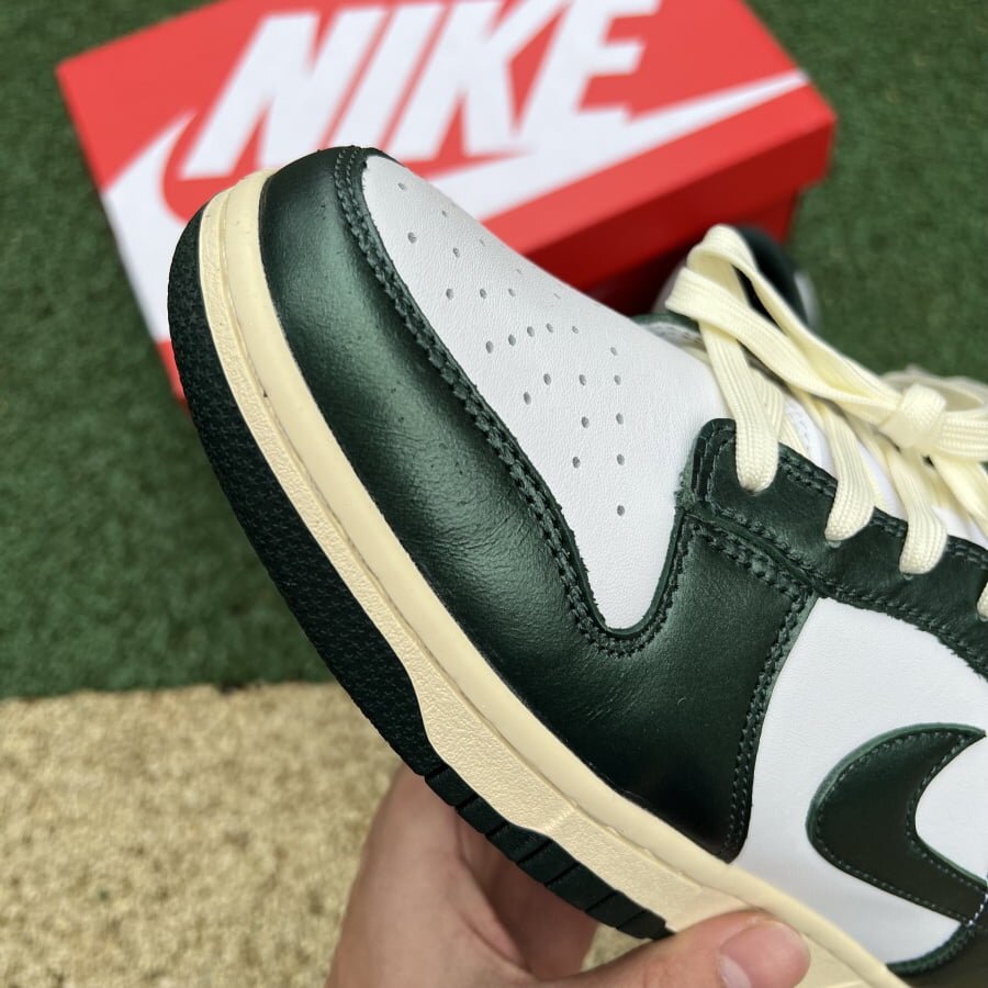 Dunk Low Vintage Green - Image 11