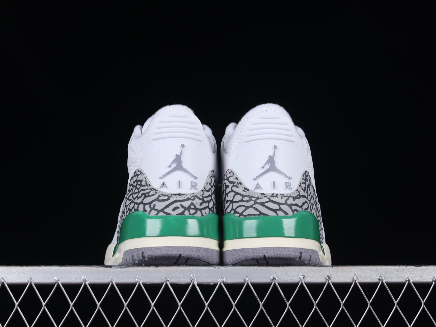 AJ3 Retro Lucky Green - Image 2