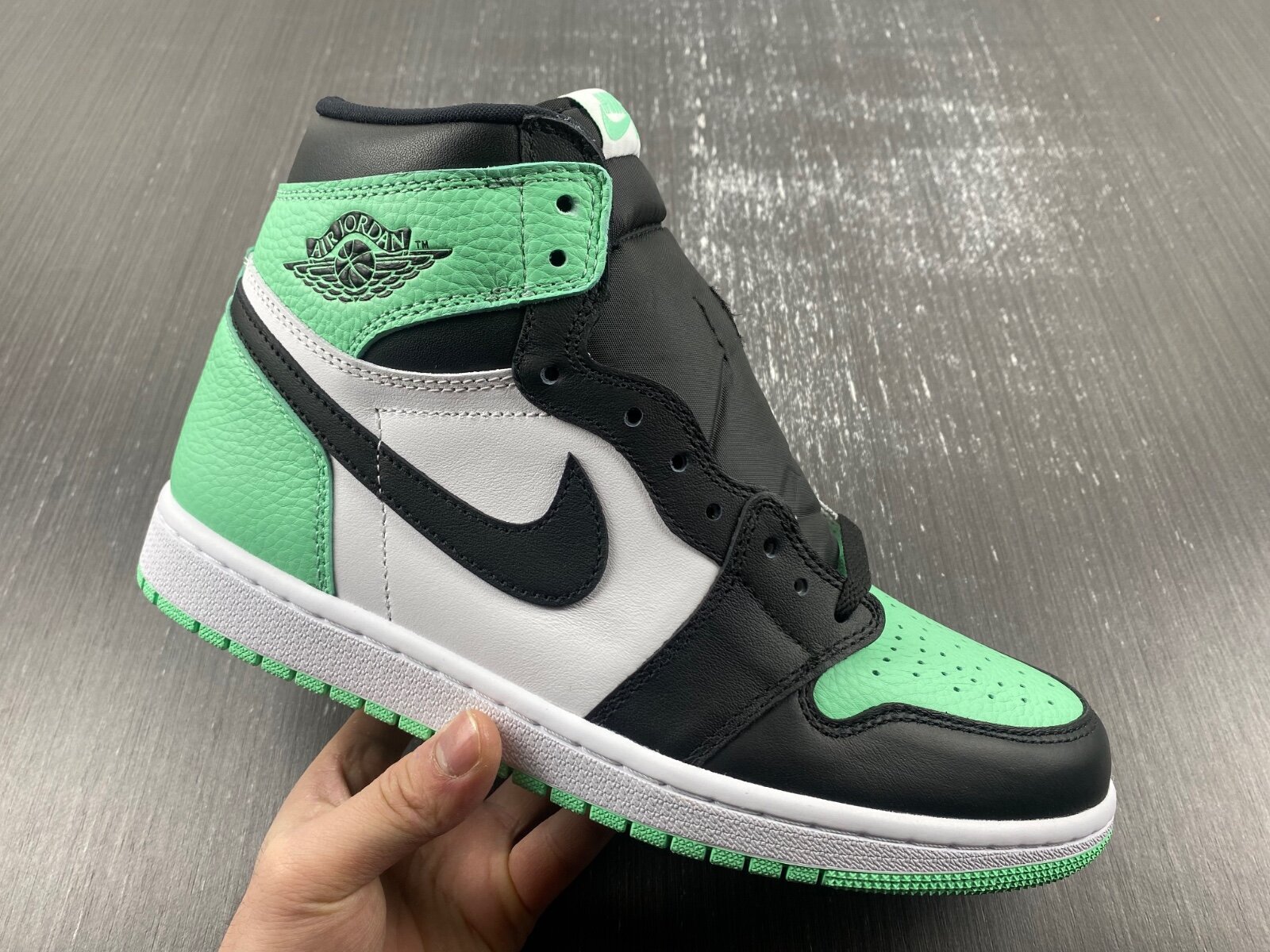 AJ1 High Green Glow - Image 18