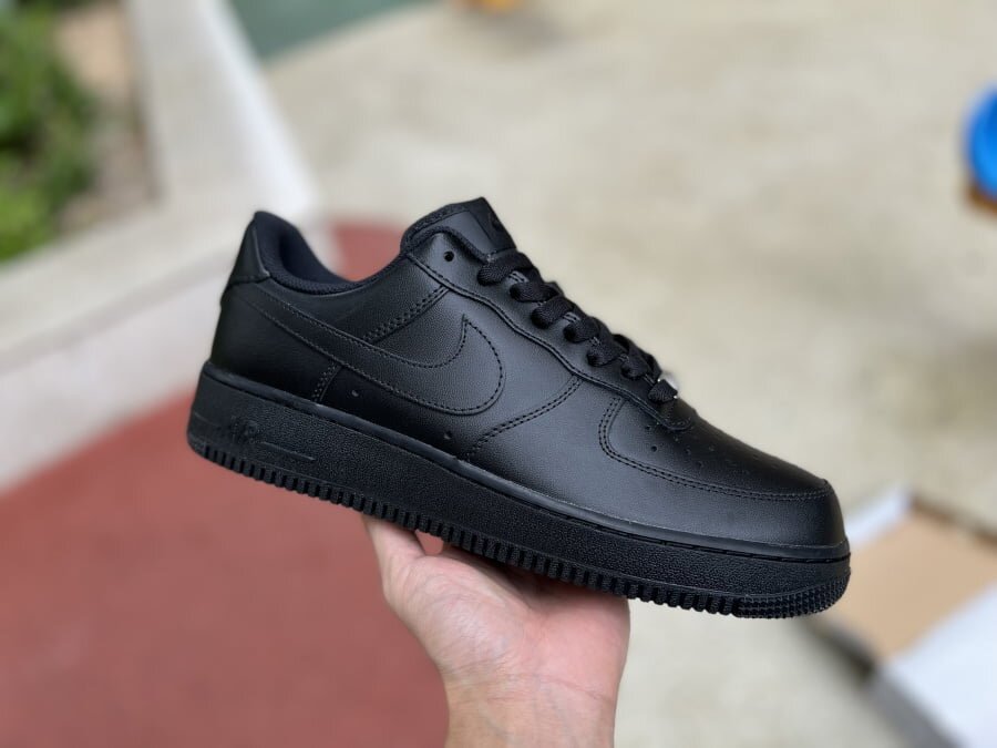 Air Force 1 Low '07 Black Black - Image 7