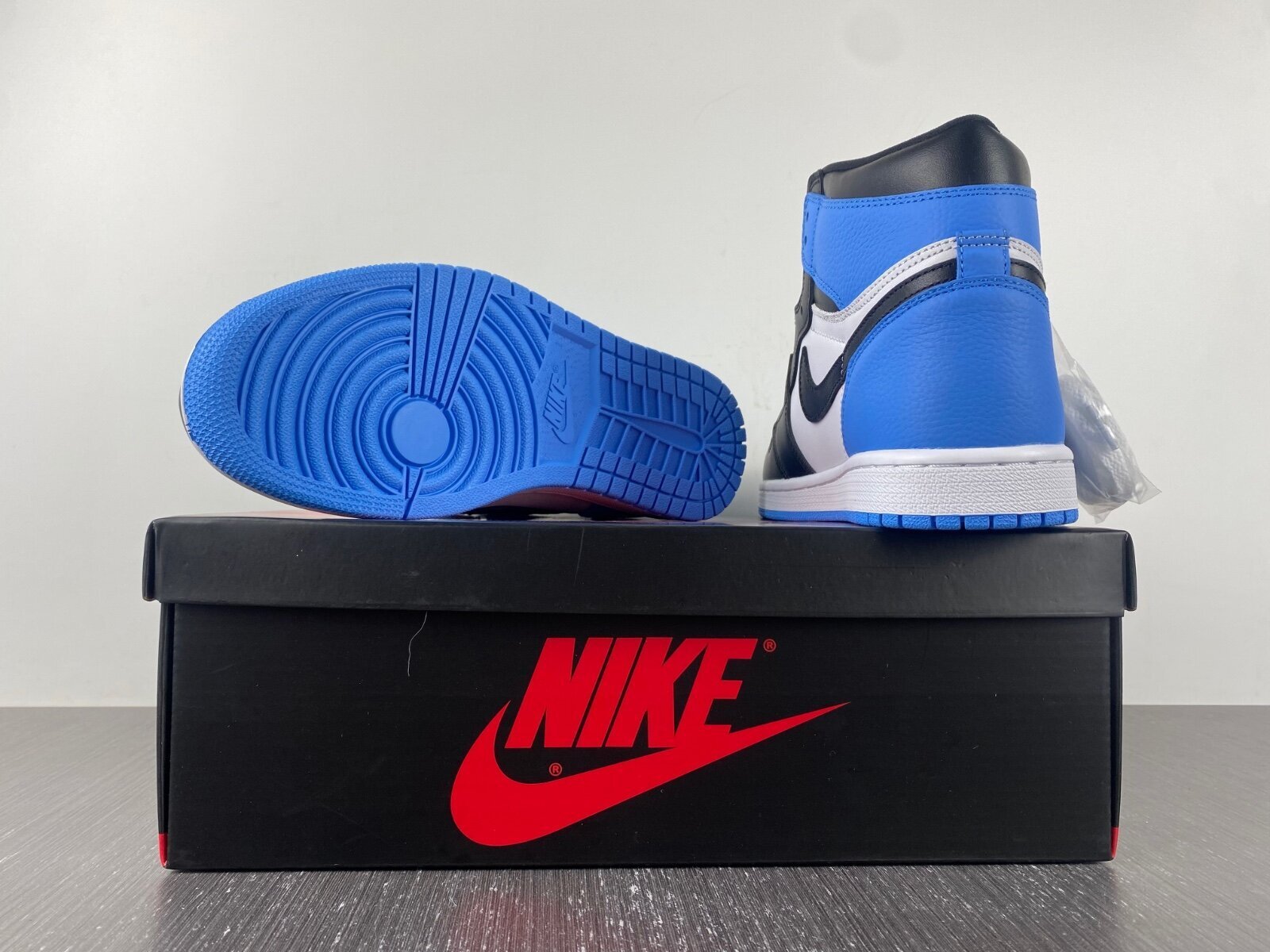 AJ1 Retro High OG 'UNC Toe' - Image 18