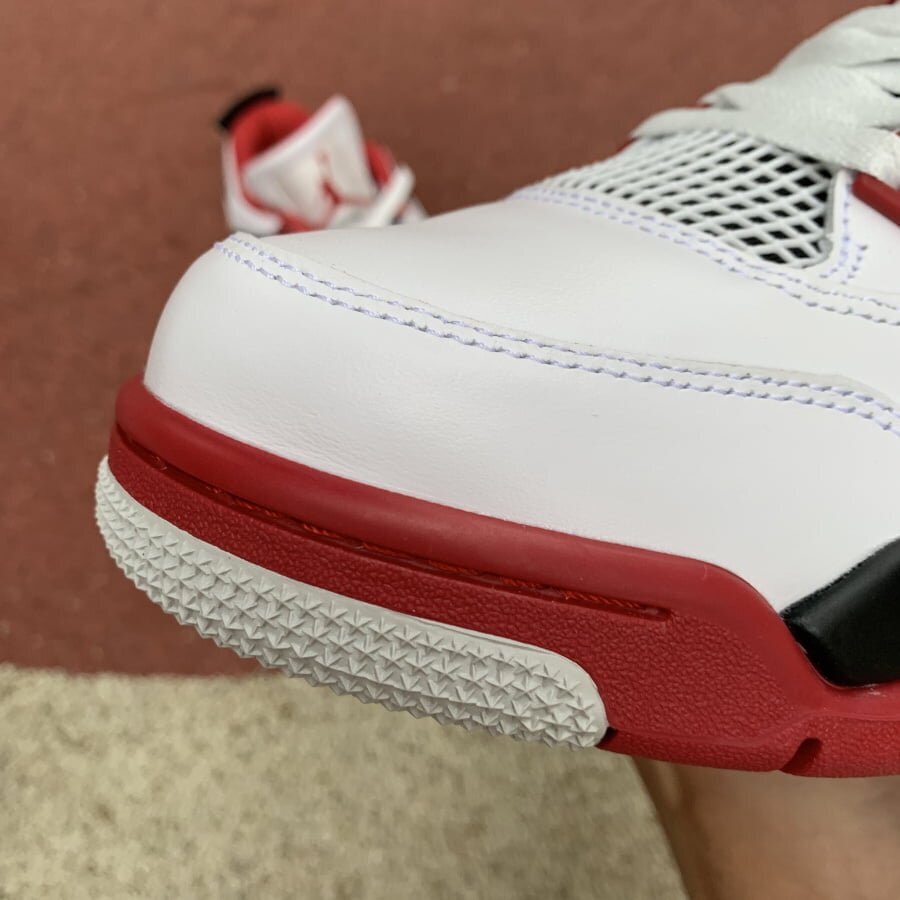 AJ4 Retro Fire Red - Image 4
