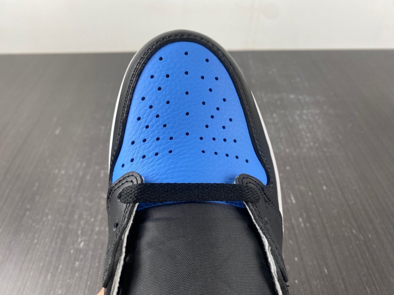 AJ1 Retro High OG 'UNC Toe' - Image 19