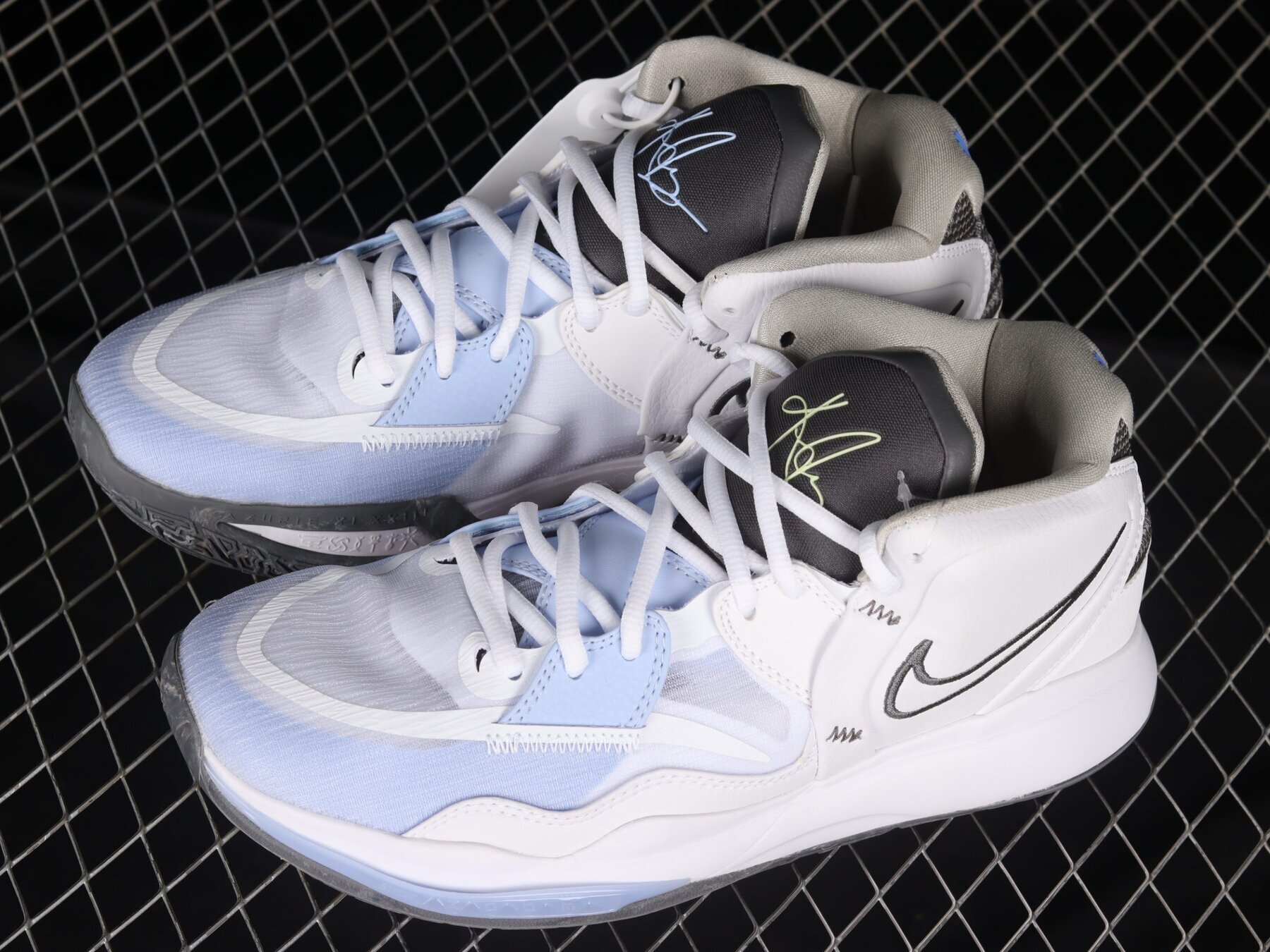 Kyrie Infinity Smoke And Mirrors - Image 12