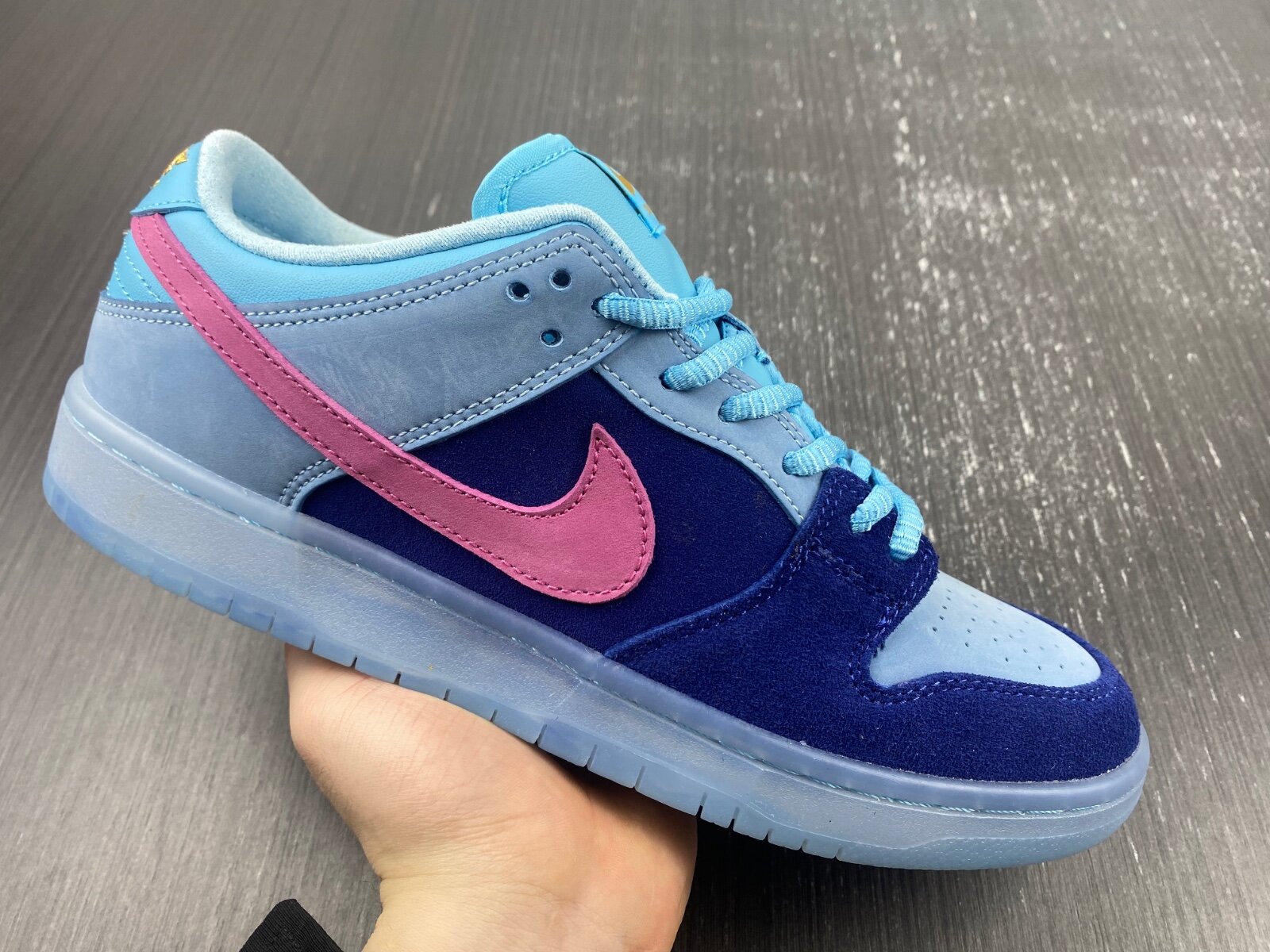 Run The Jewels x SB Dunk Low - Image 18