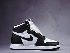 AJ1 Retro Black White - Image 4