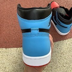 AJ1 Retro High NC to Chi Leather (W) - Image 17