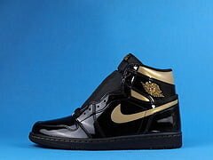 AJ1 High OG Black Metallic Gold - Image 3